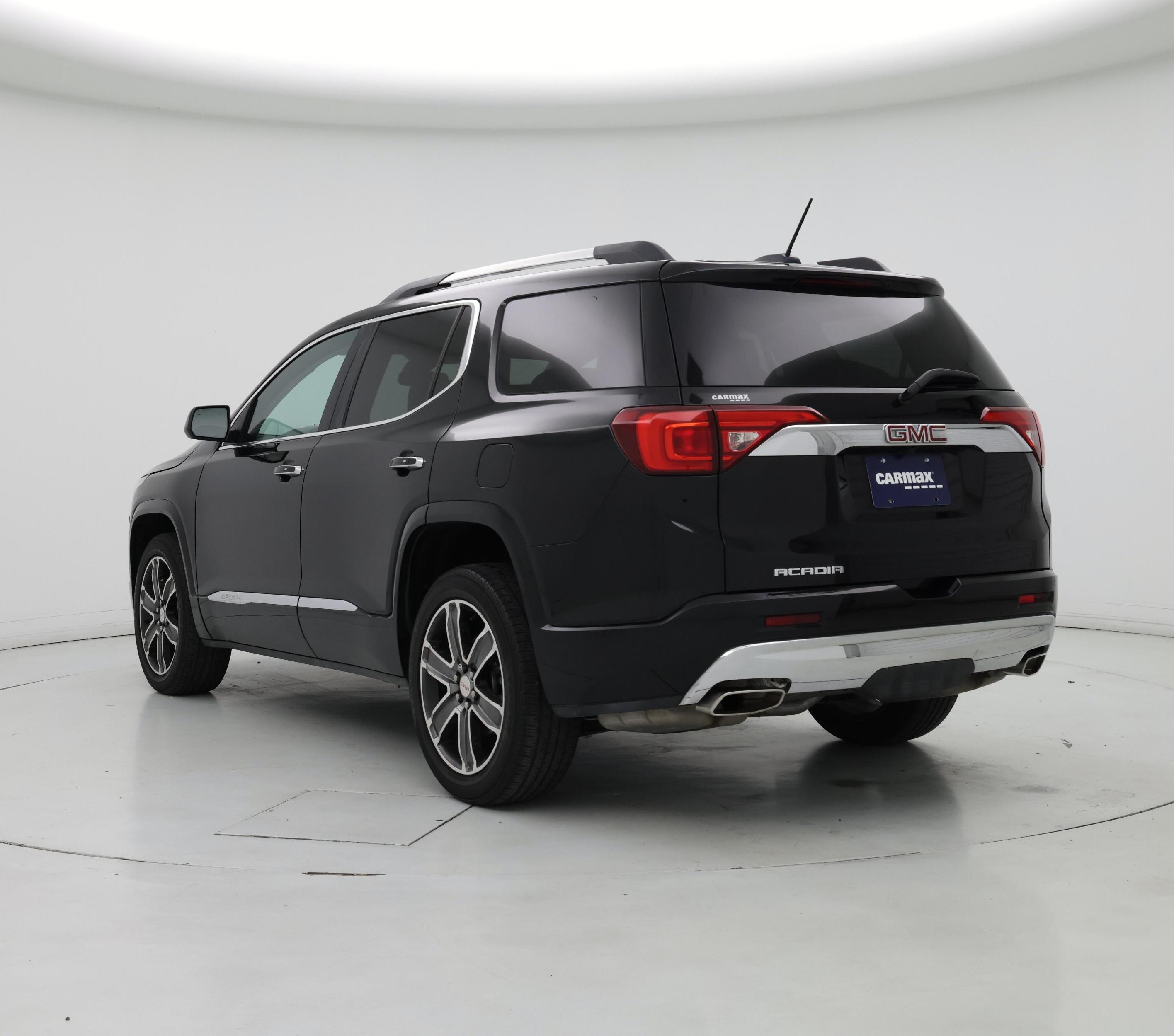 Thumbnail: 2017 GMC Acadia - 2