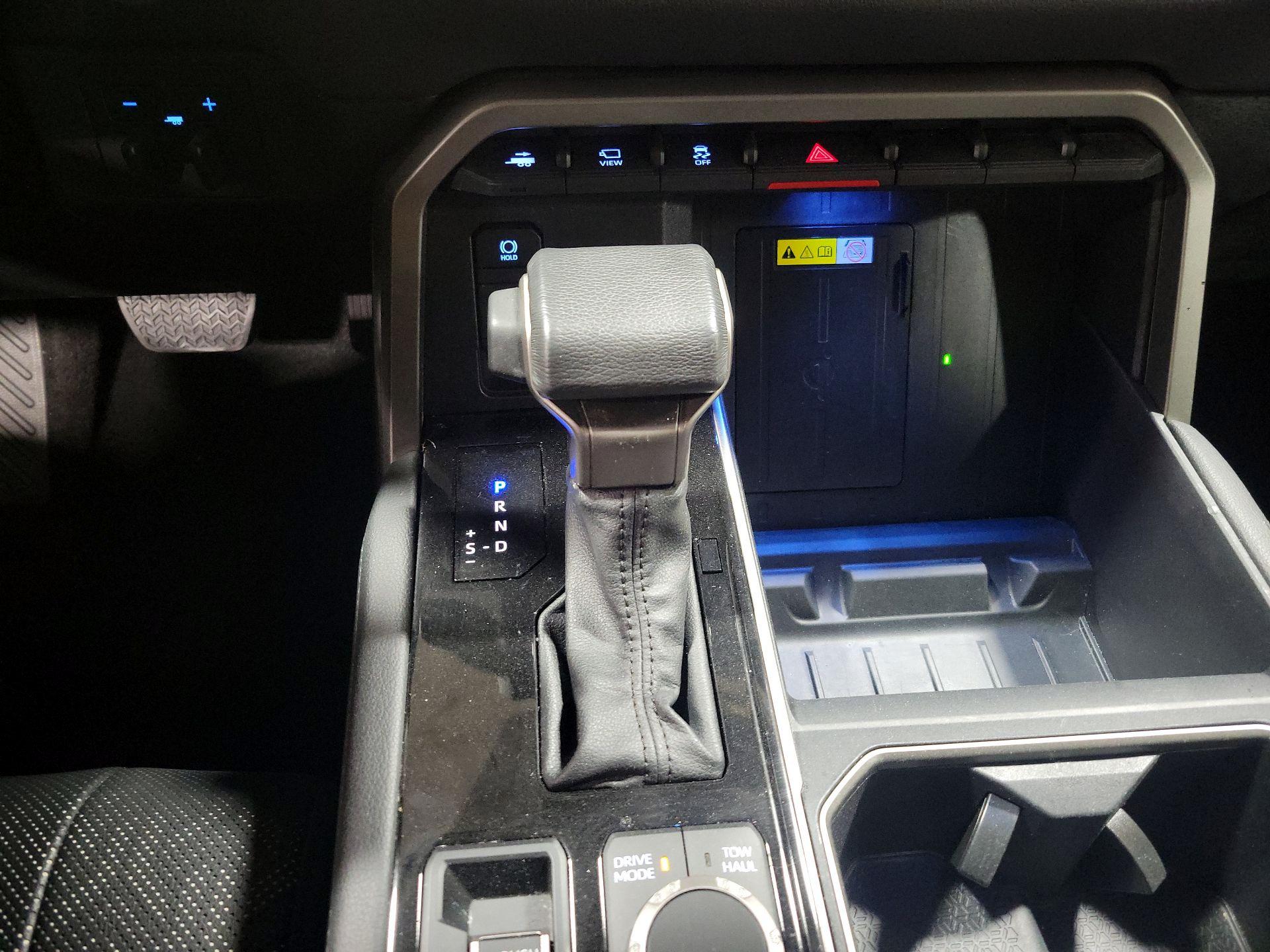 Thumbnail: 2023 Toyota Tundra - 17