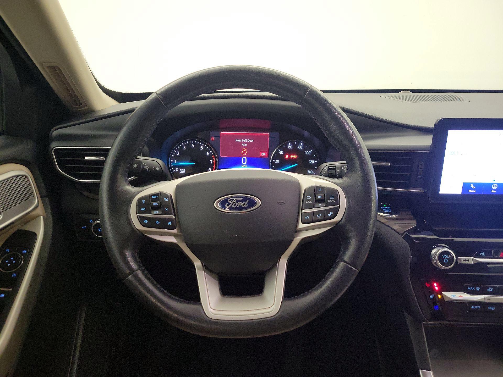 Thumbnail: 2021 Ford Explorer - 10