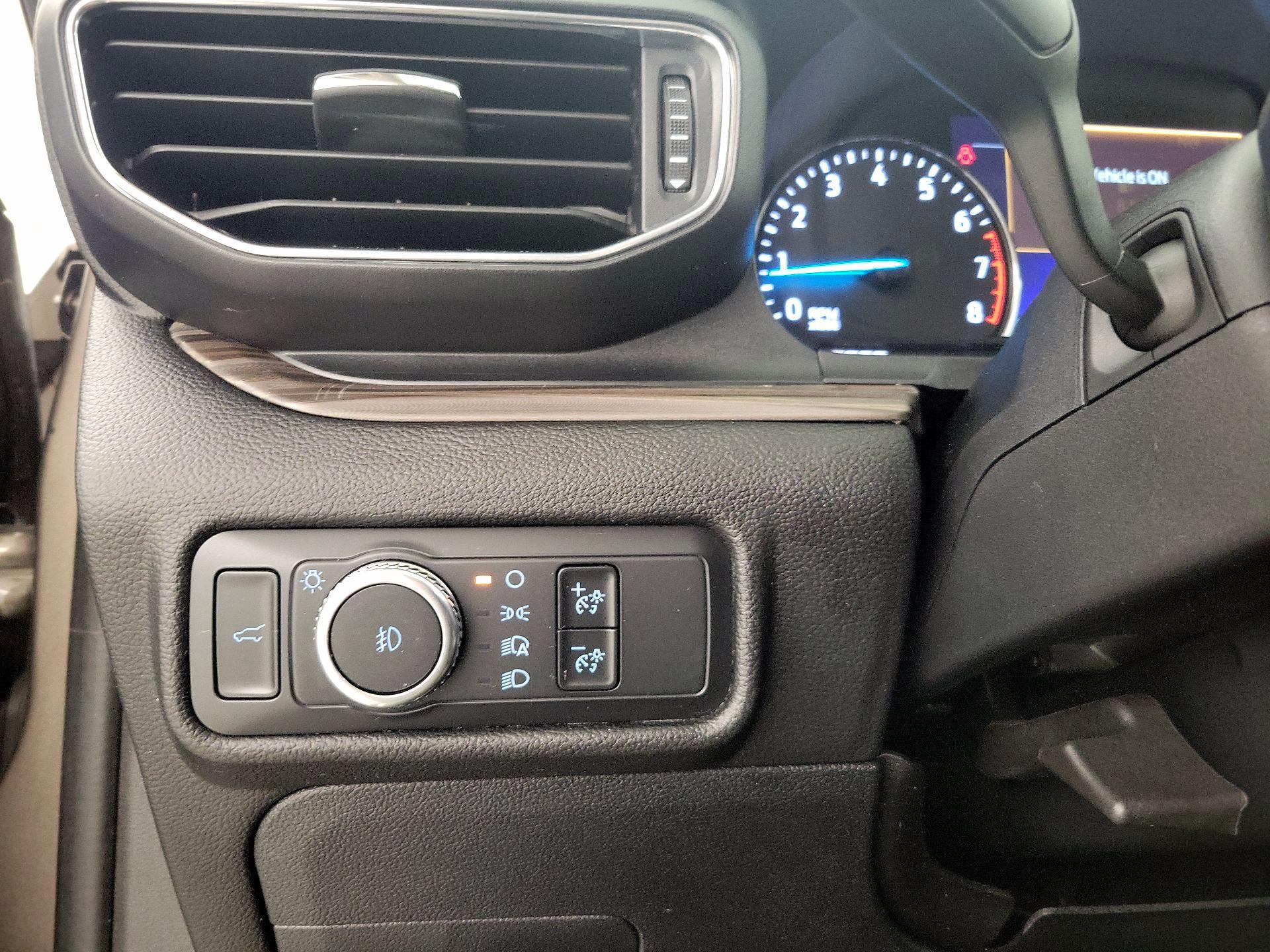 Thumbnail: 2021 Ford Explorer - 13