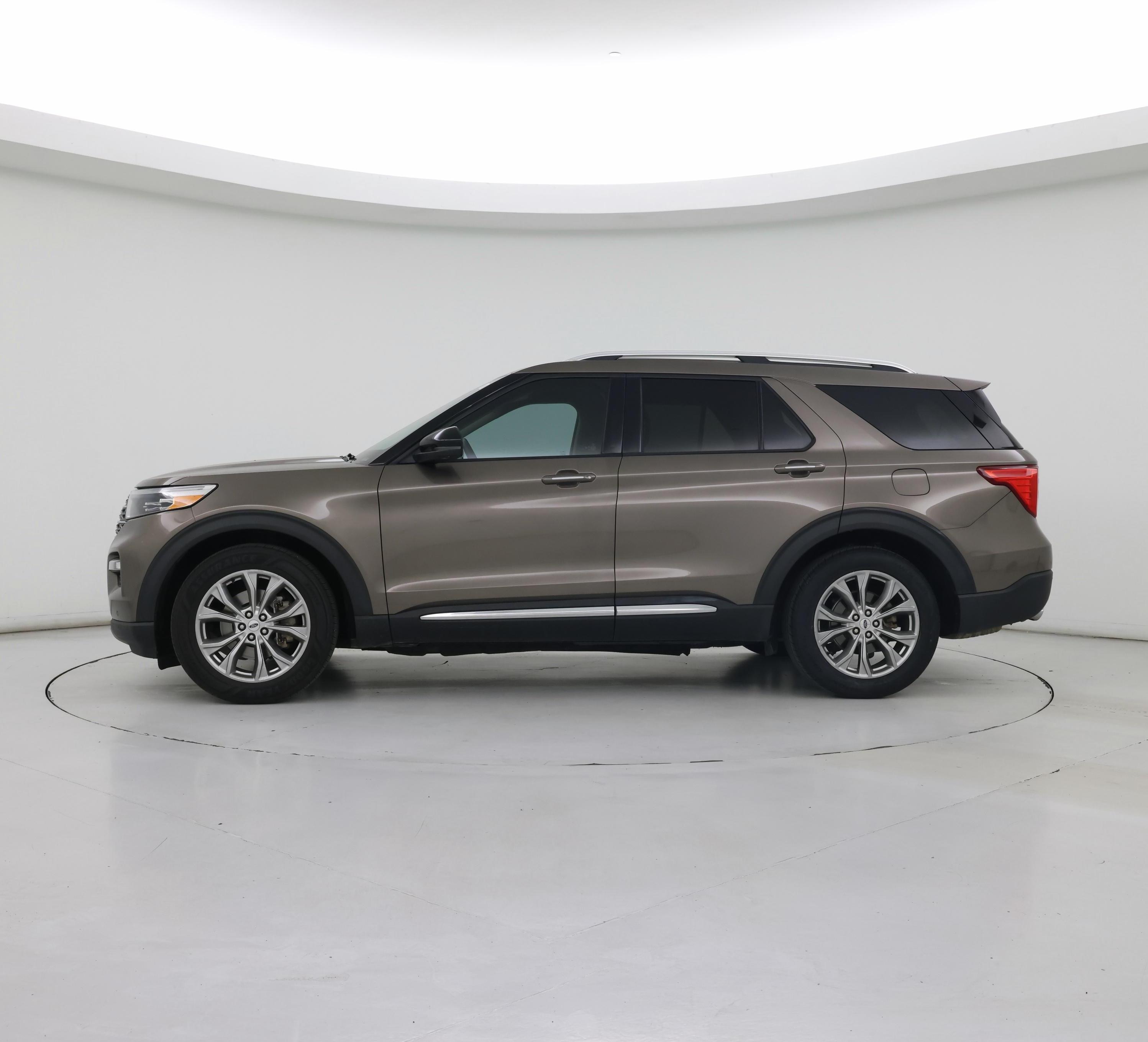 Thumbnail: 2021 Ford Explorer - 3