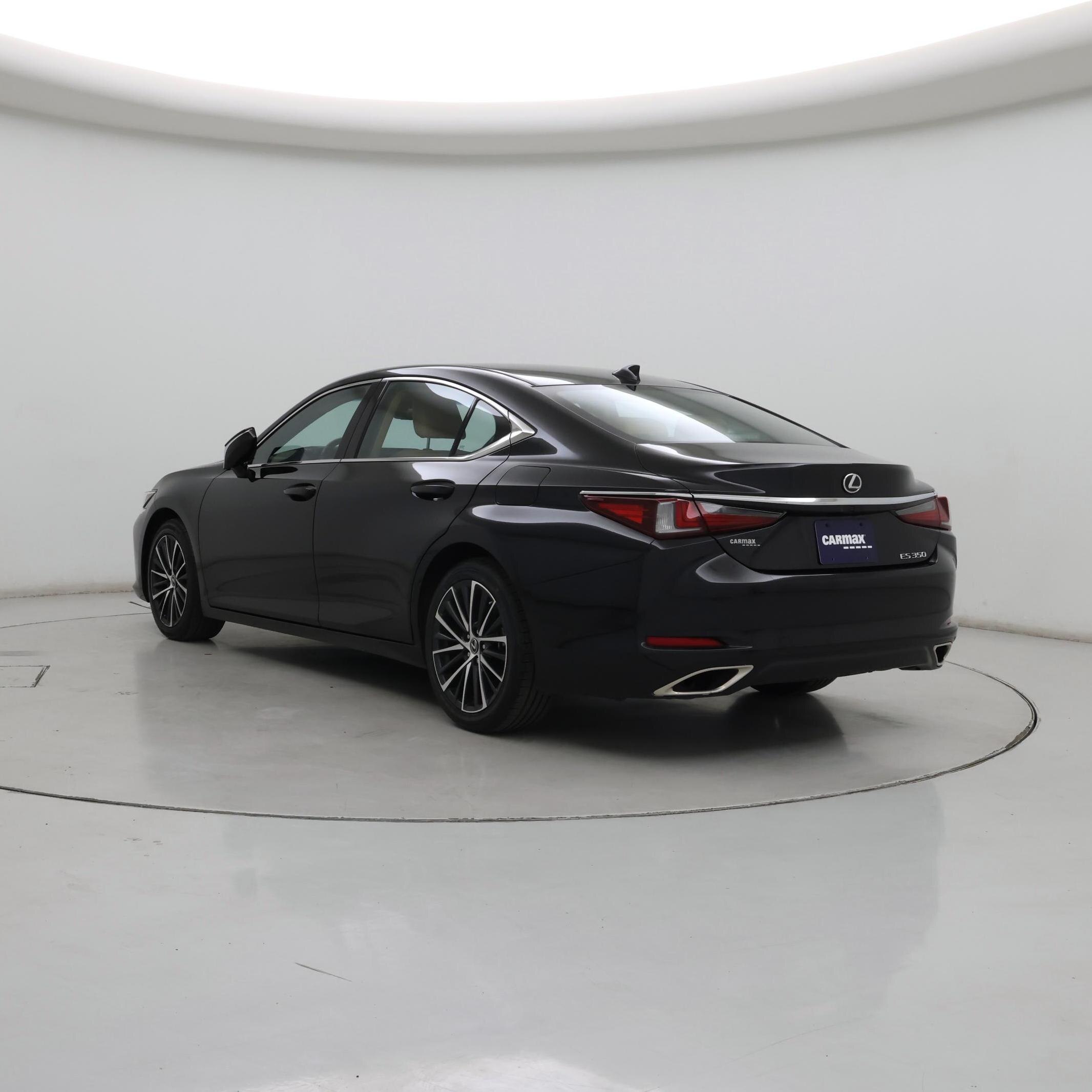 Thumbnail: 2025 Lexus ES - 2