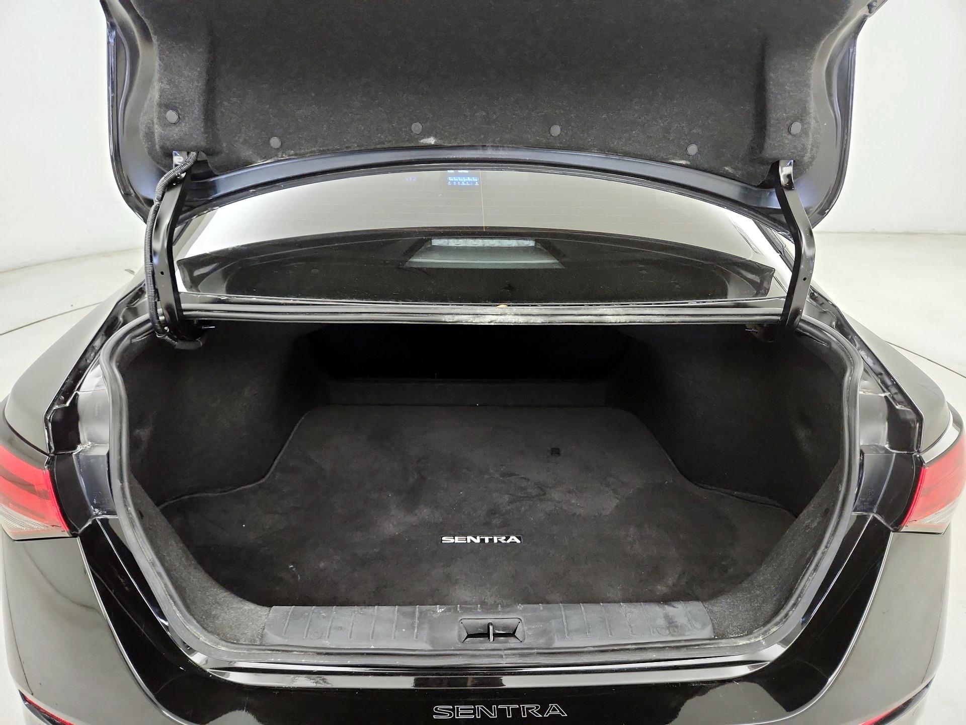 Thumbnail: 2025 Nissan Sentra - 20