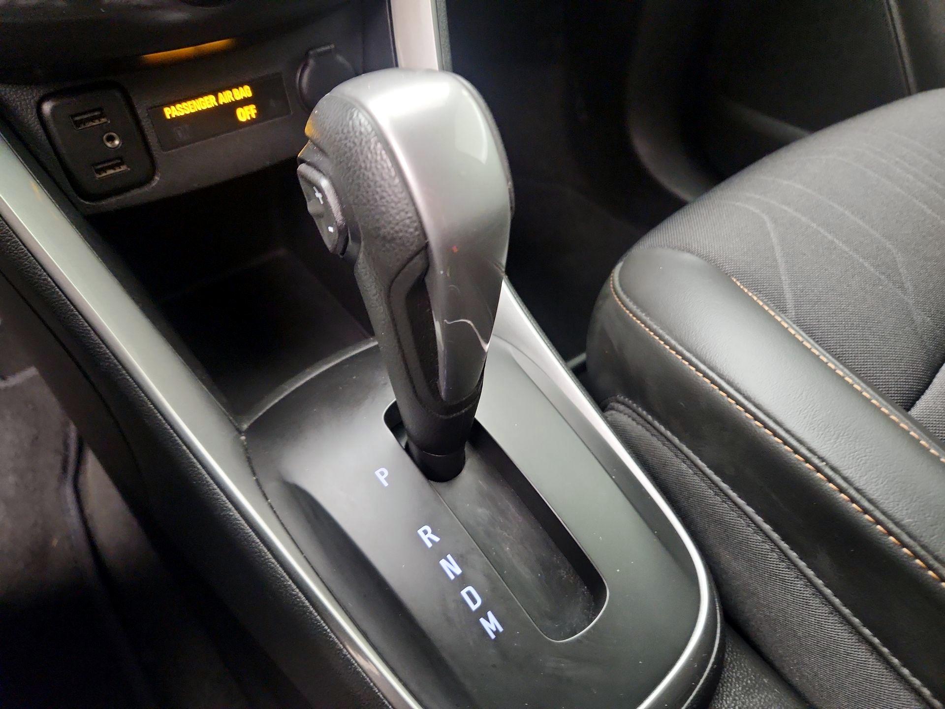 Thumbnail: 2021 Chevrolet Trax - 15