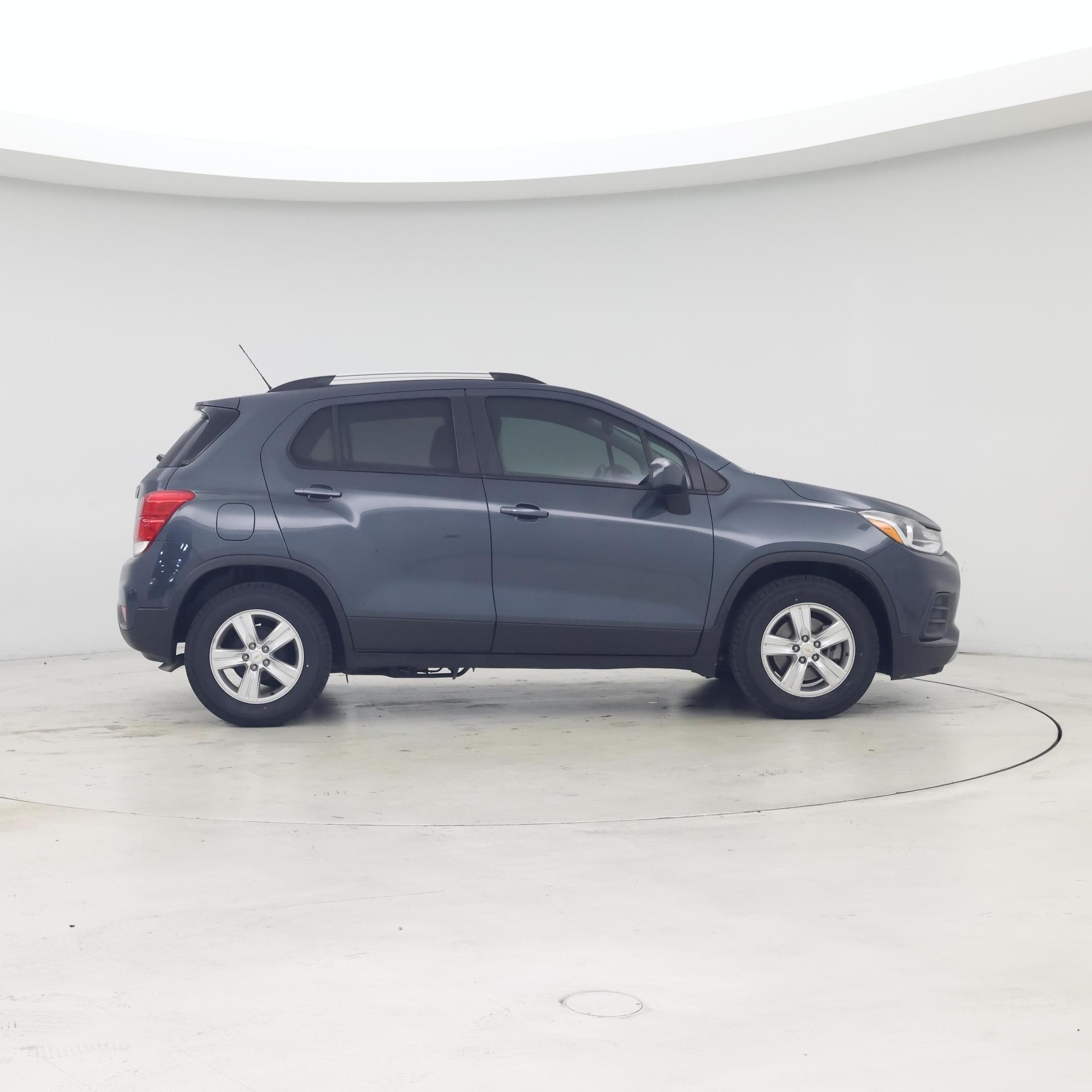 Thumbnail: 2021 Chevrolet Trax - 7