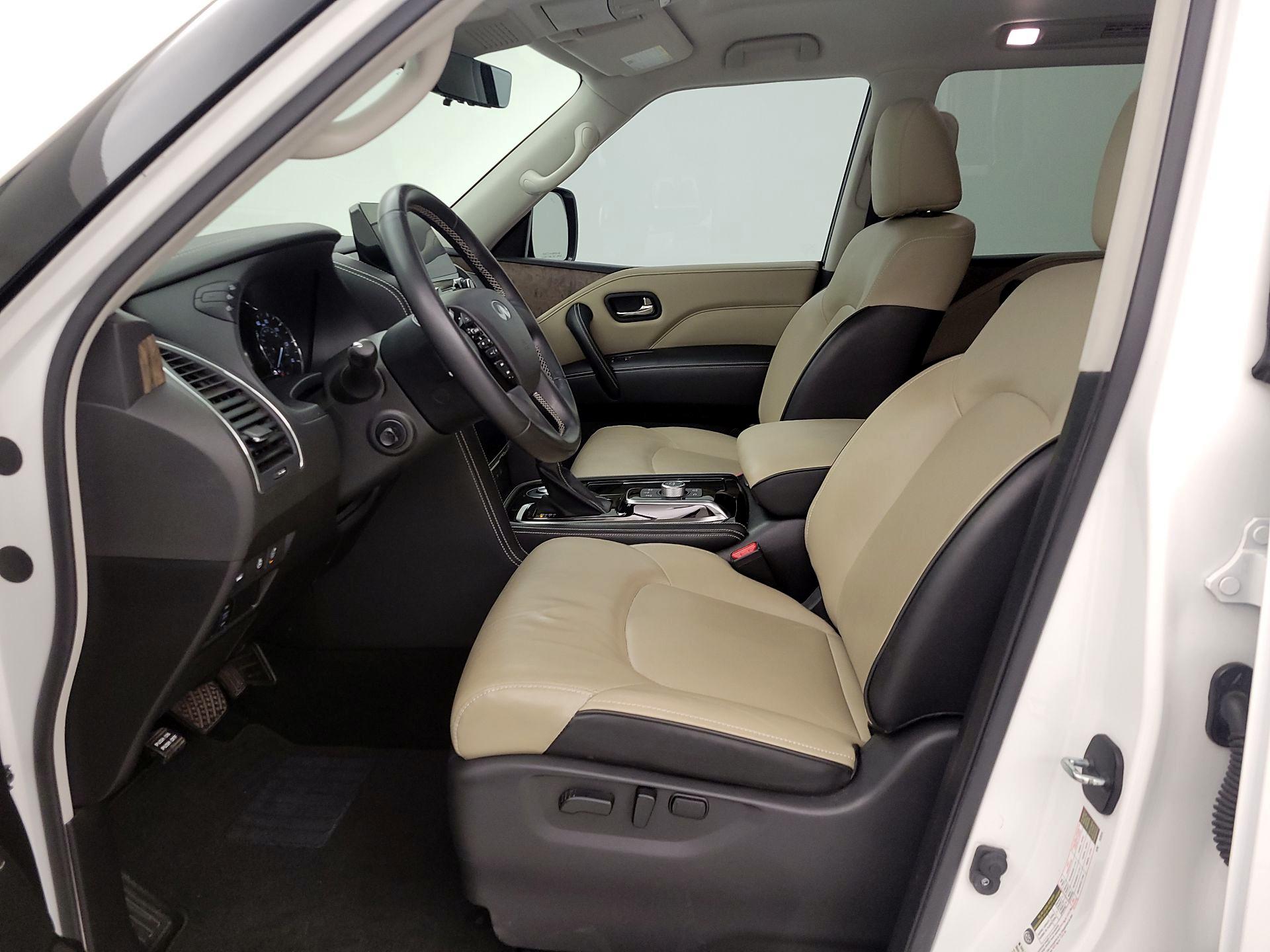 Thumbnail: 2023 INFINITI QX80 - 9