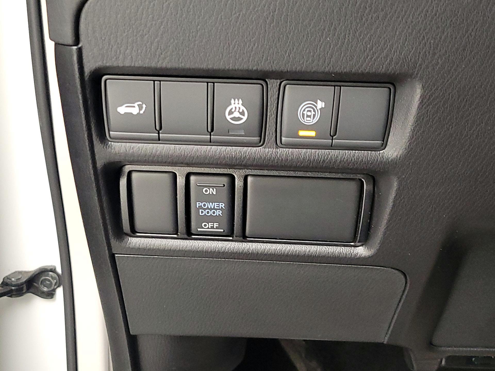 Thumbnail: 2023 INFINITI QX80 - 11