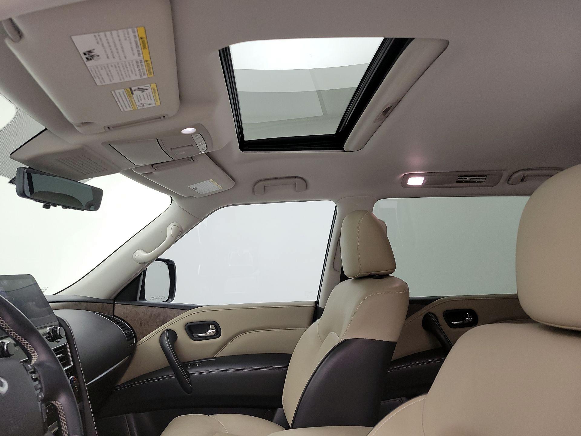 Thumbnail: 2023 INFINITI QX80 - 18