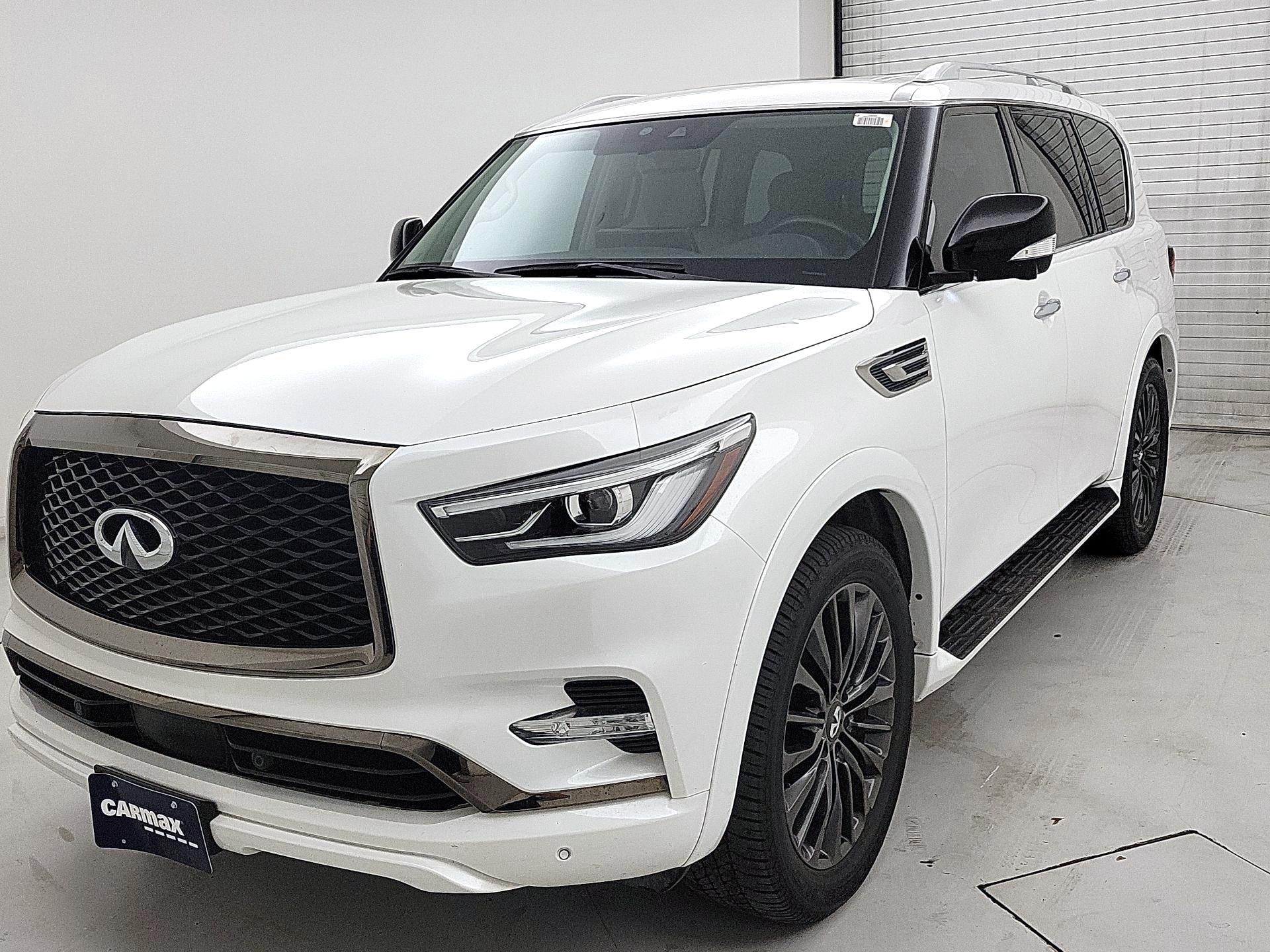 Thumbnail: 2023 INFINITI QX80 - 3