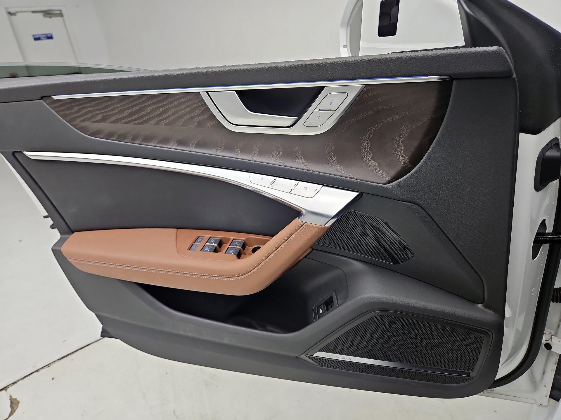 Thumbnail: 2019 Audi A7 - 12