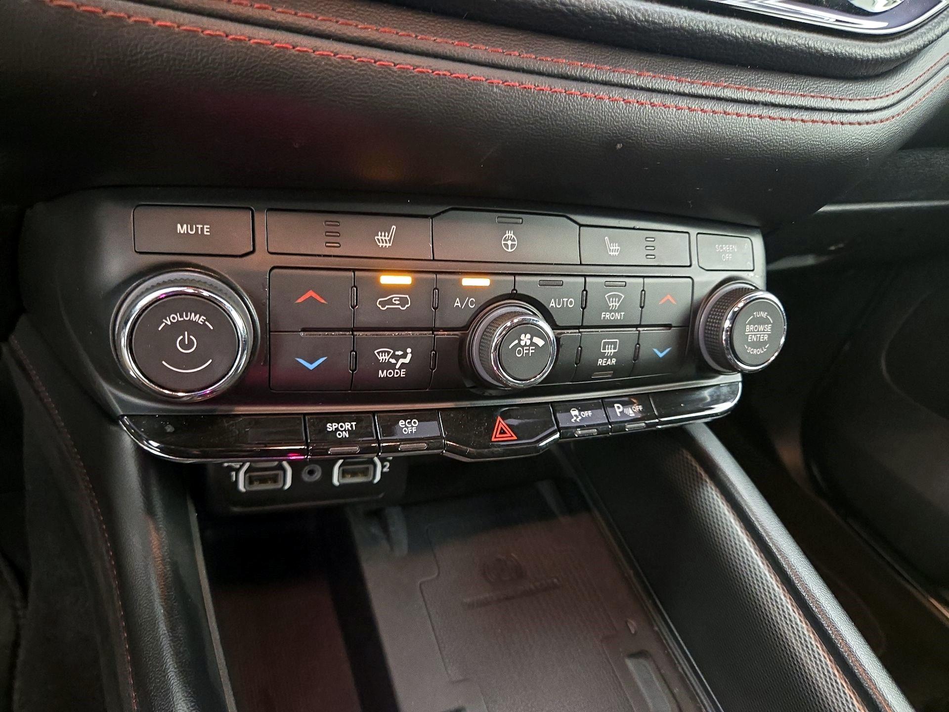 Thumbnail: 2023 Dodge Durango - 17