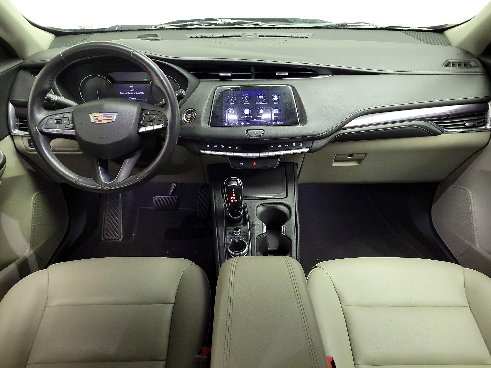 Thumbnail: 2023 Cadillac XT4 - 9