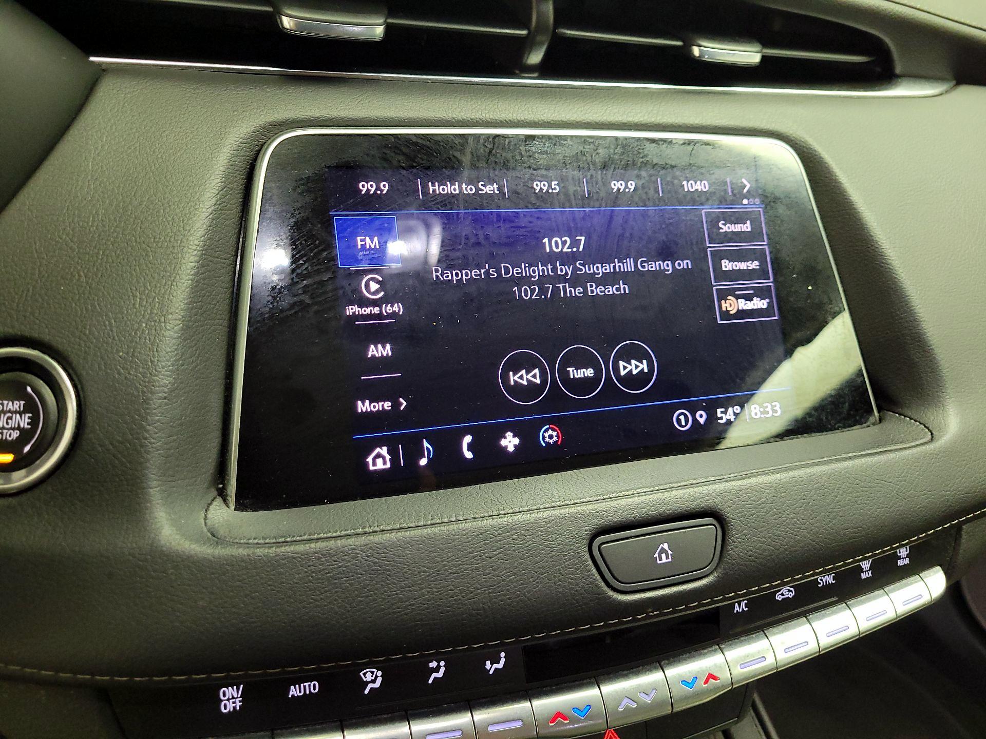 Thumbnail: 2023 Cadillac XT4 - 15