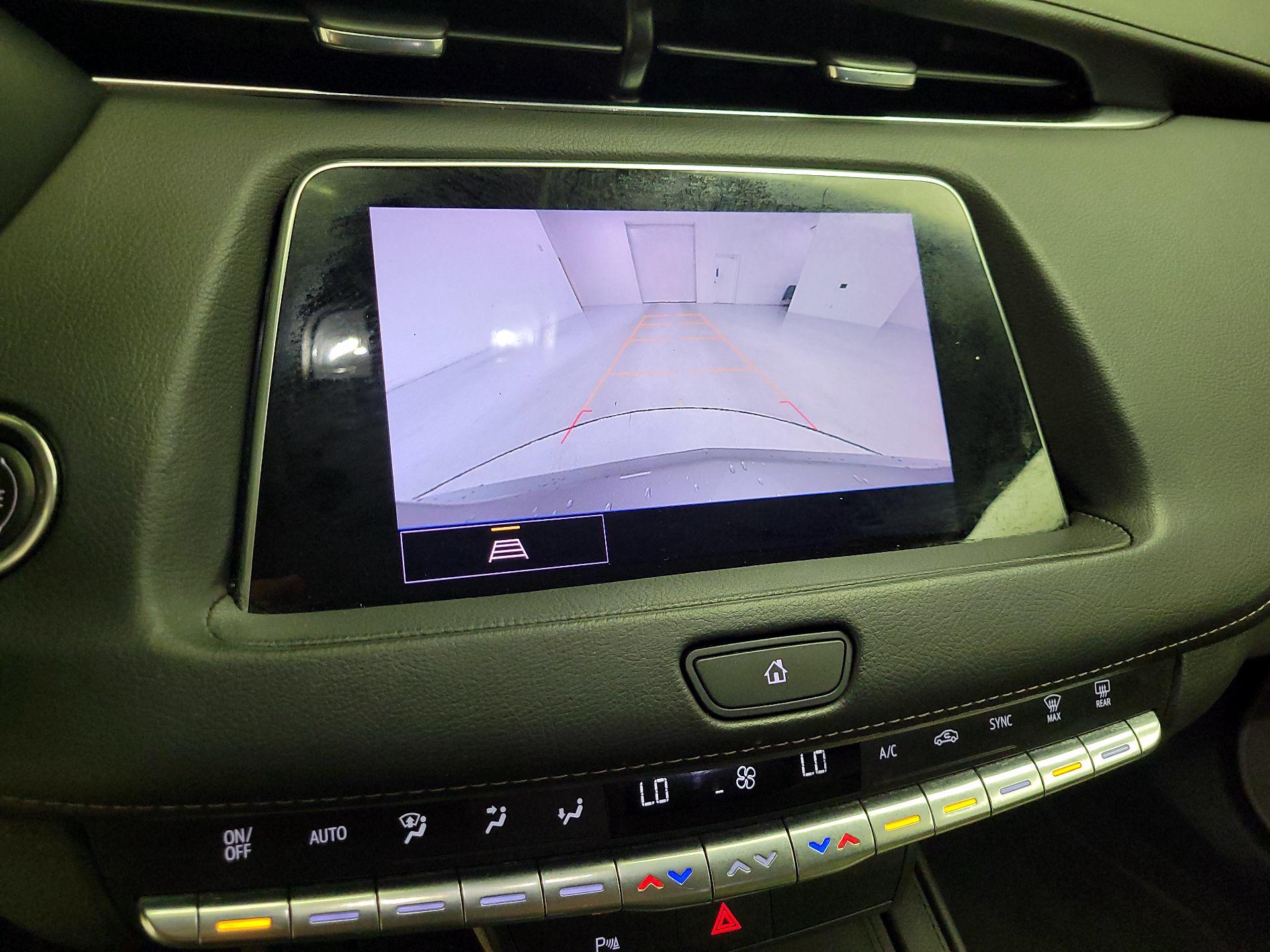 Thumbnail: 2023 Cadillac XT4 - 16