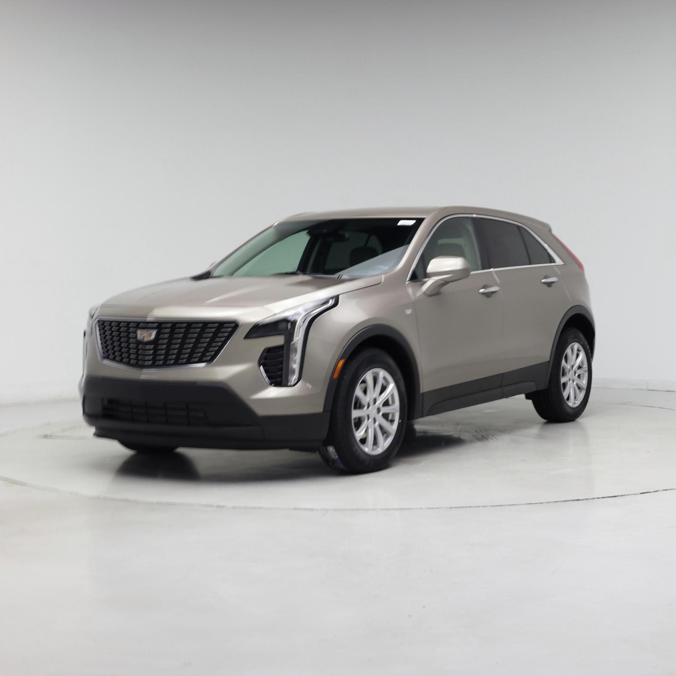 Thumbnail: 2023 Cadillac XT4 - 4