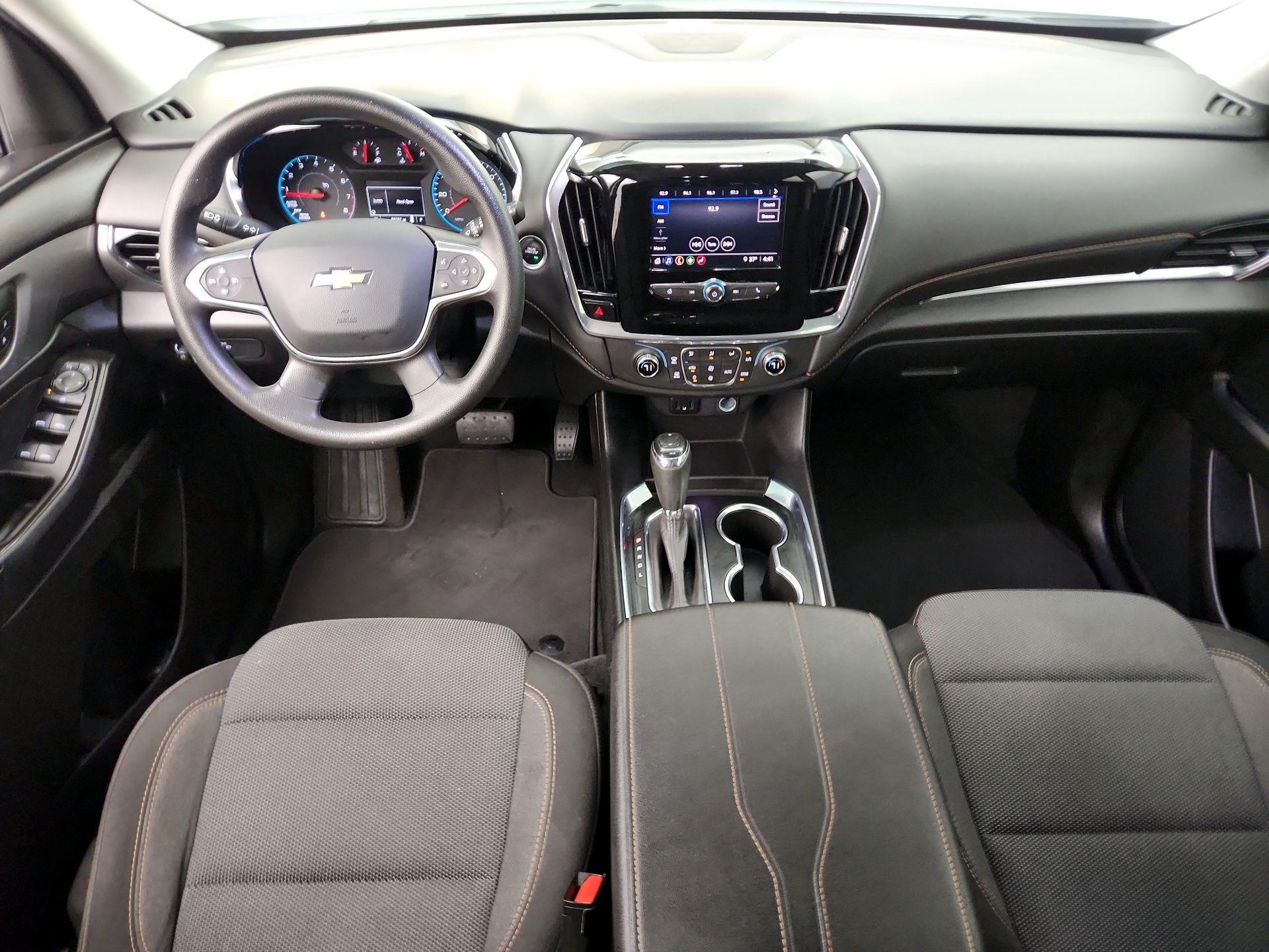 Thumbnail: 2020 Chevrolet Traverse - 9