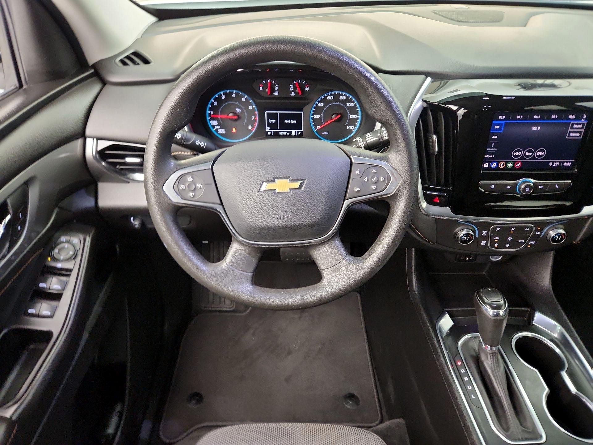 Thumbnail: 2020 Chevrolet Traverse - 10