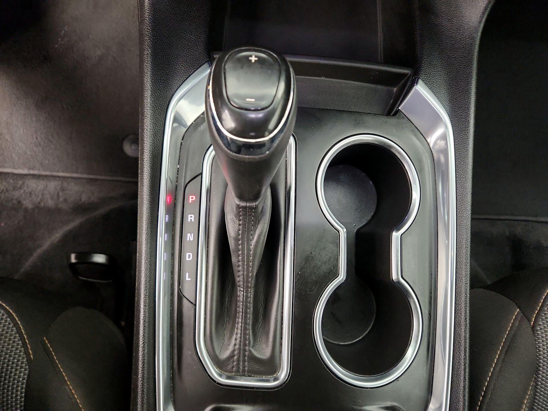 Thumbnail: 2020 Chevrolet Traverse - 17