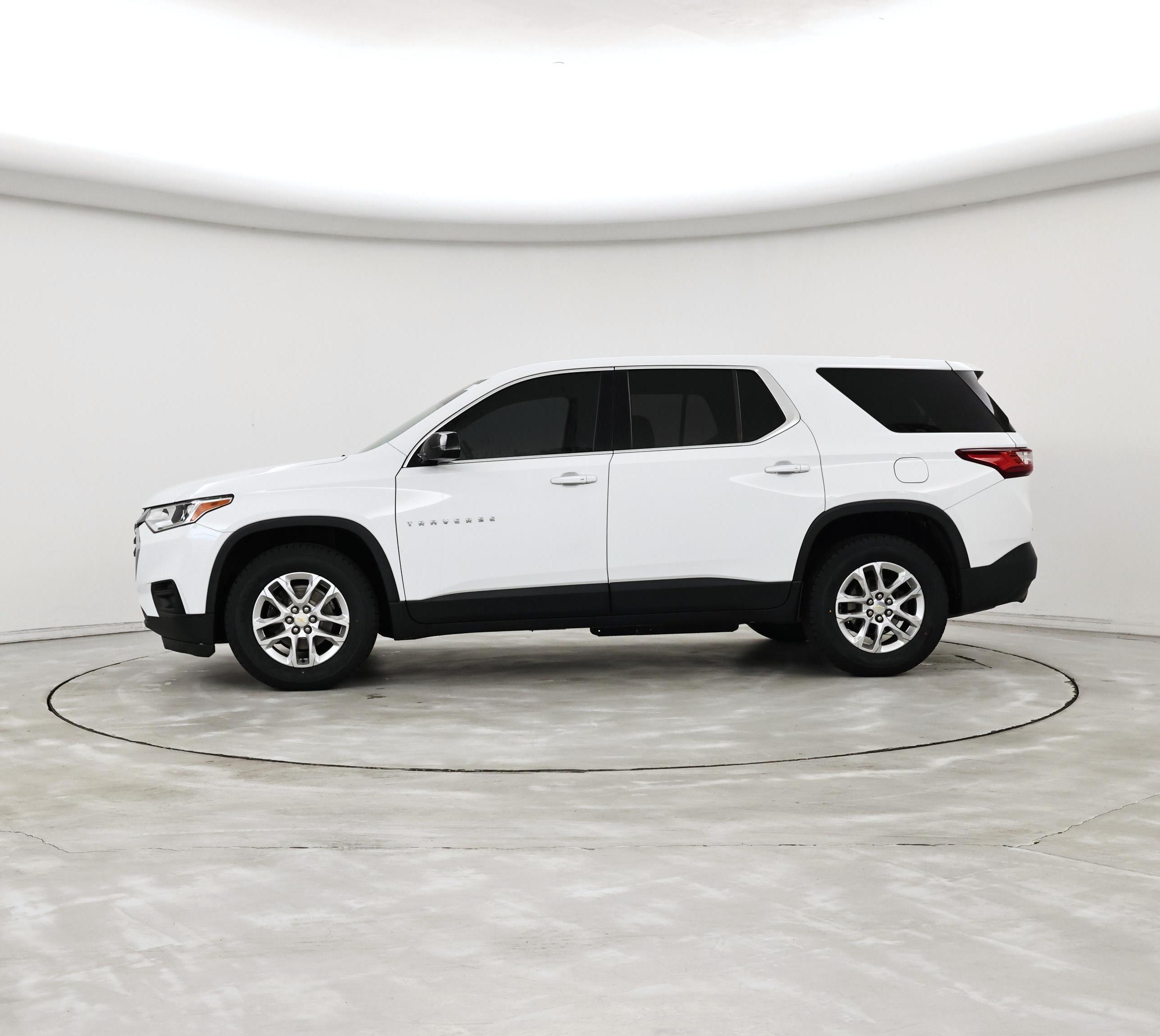 Thumbnail: 2020 Chevrolet Traverse - 3