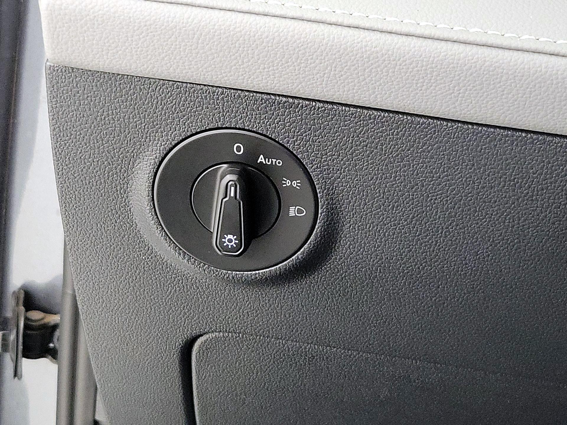 Thumbnail: 2024 Volkswagen Taos - 13