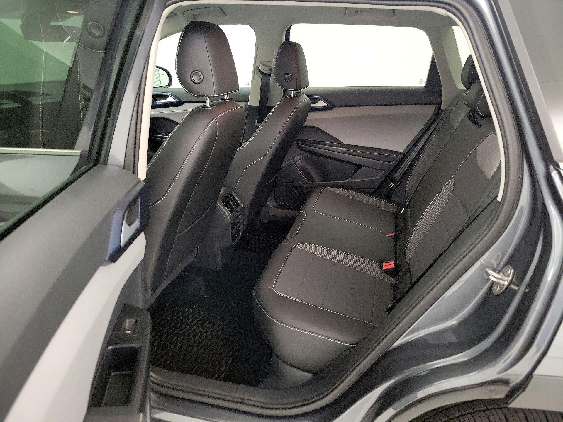 Thumbnail: 2024 Volkswagen Taos - 19