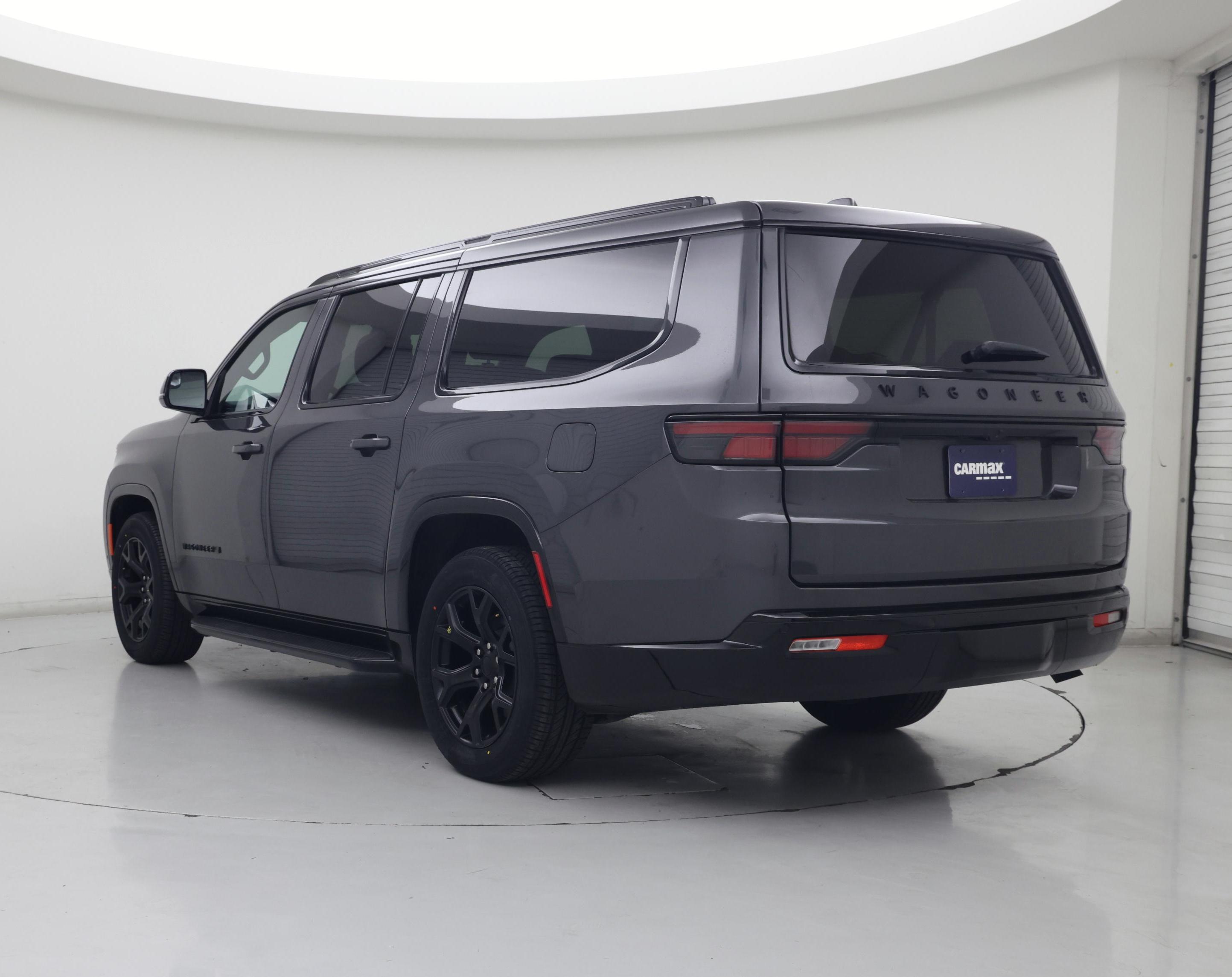 Thumbnail: 2023 Jeep Wagoneer - 2