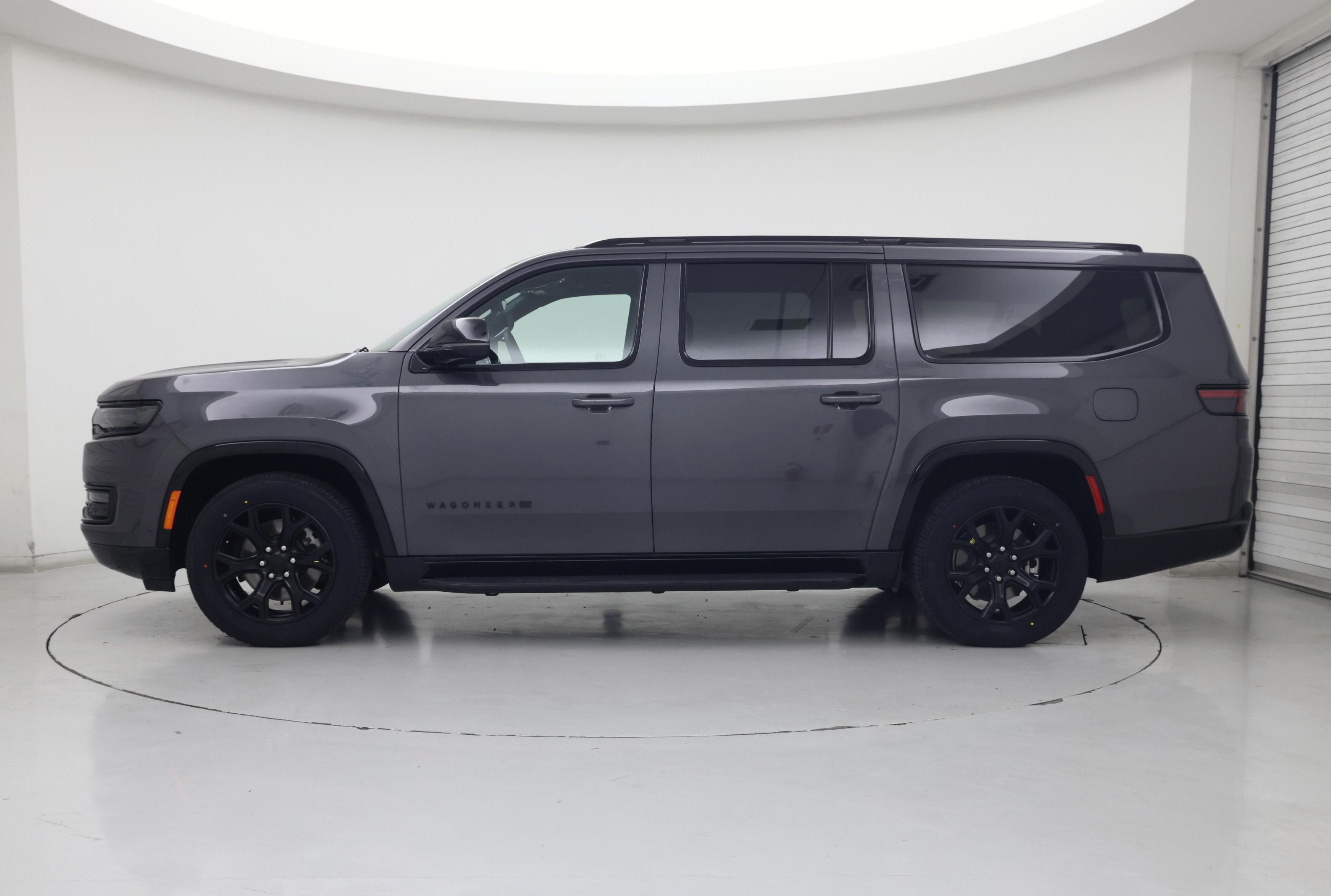 Thumbnail: 2023 Jeep Wagoneer - 3