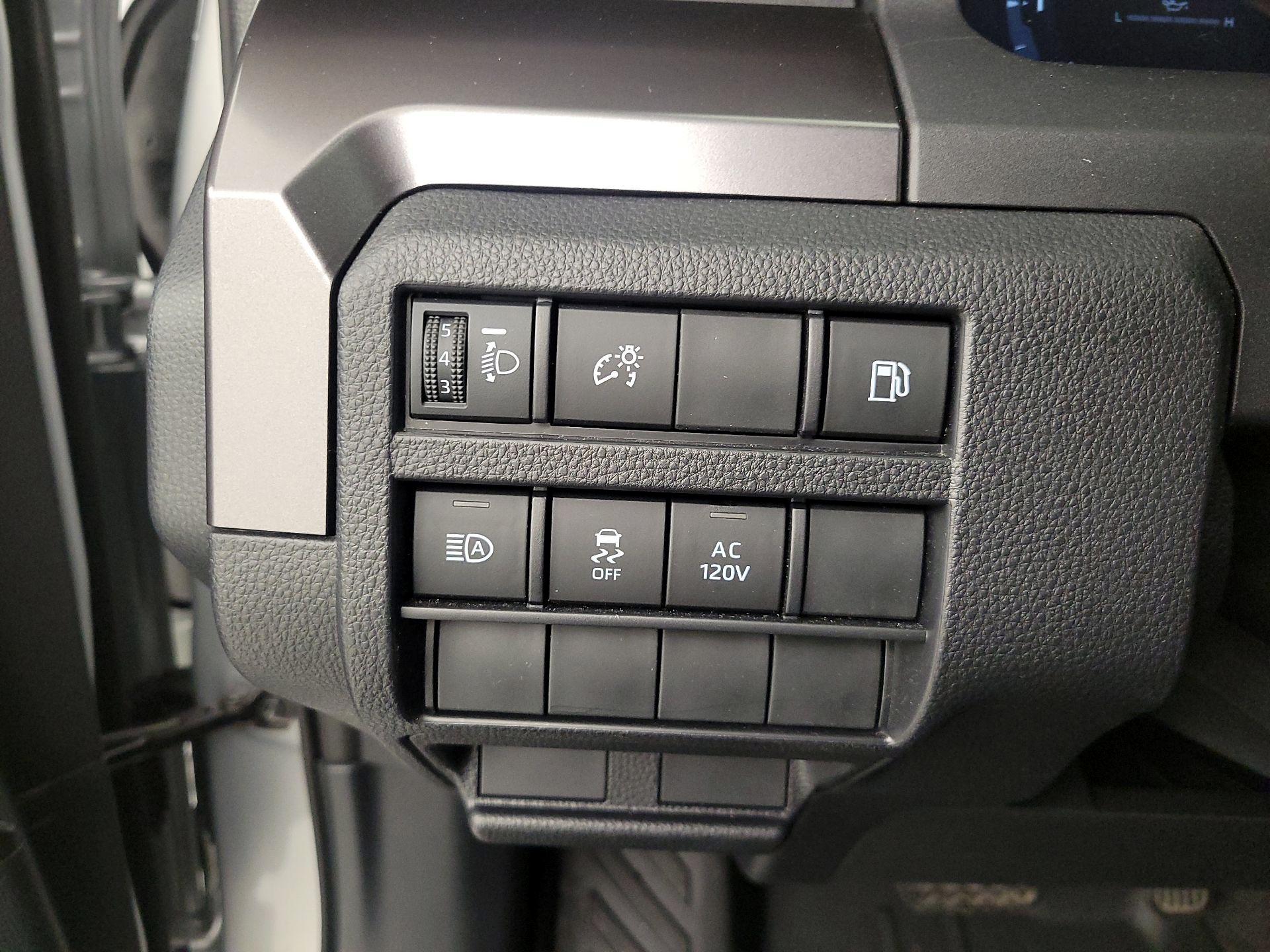 Thumbnail: 2025 Toyota 4Runner - 13