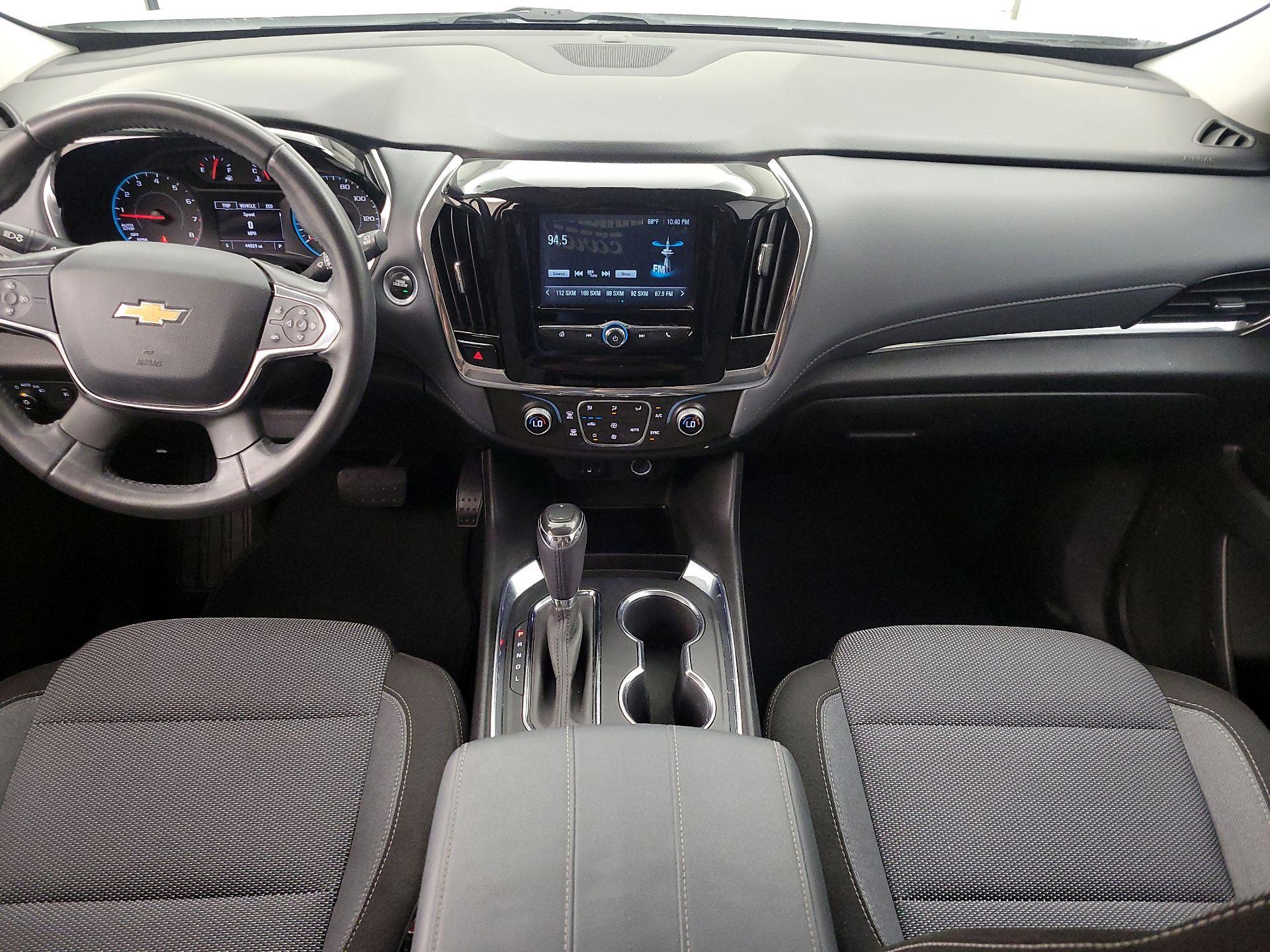 Thumbnail: 2018 Chevrolet Traverse - 9