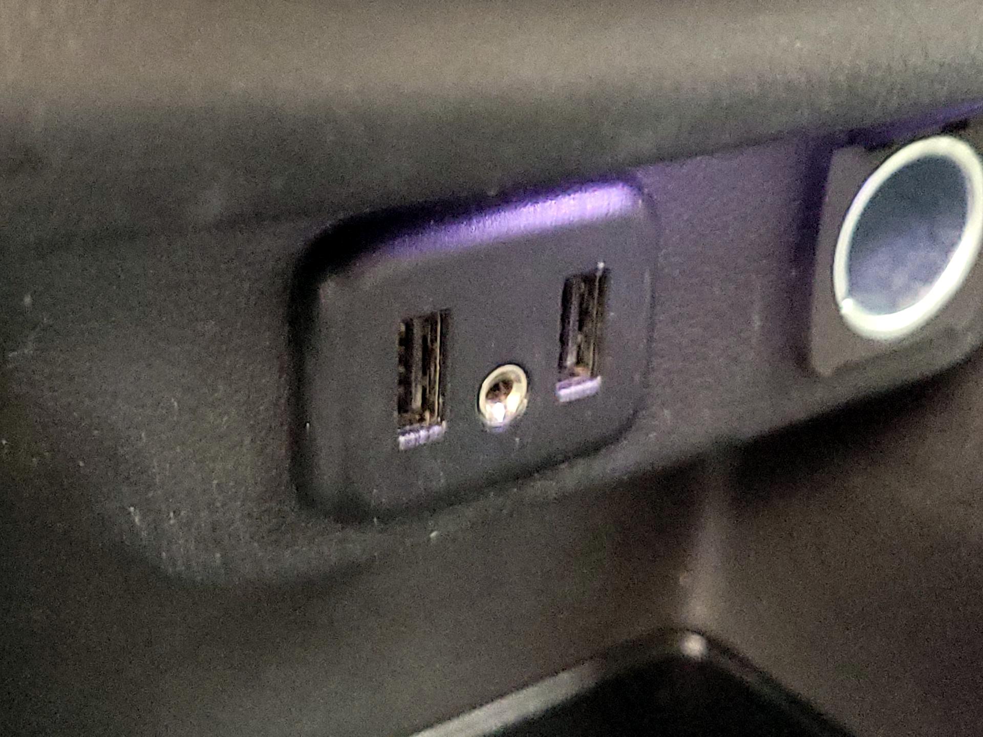 Thumbnail: 2018 Chevrolet Traverse - 18