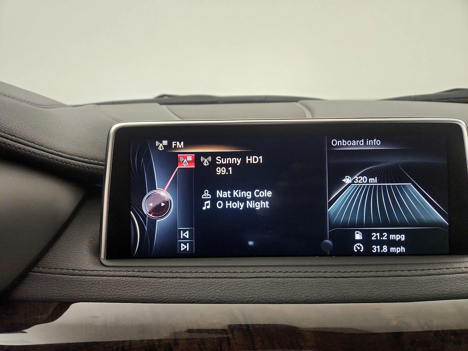 Thumbnail: 2016 BMW X6 - 16