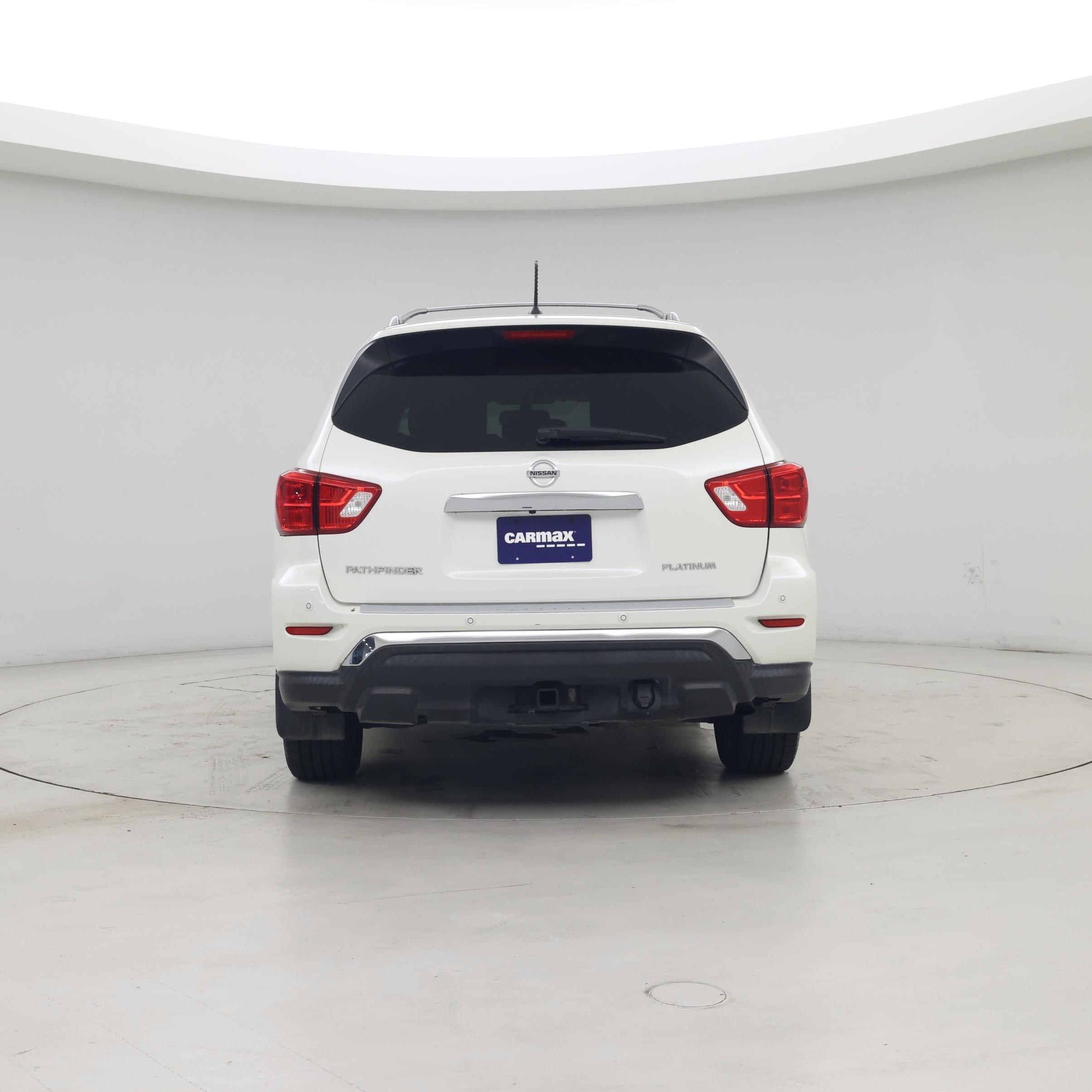 Thumbnail: 2017 Nissan Pathfinder - 6