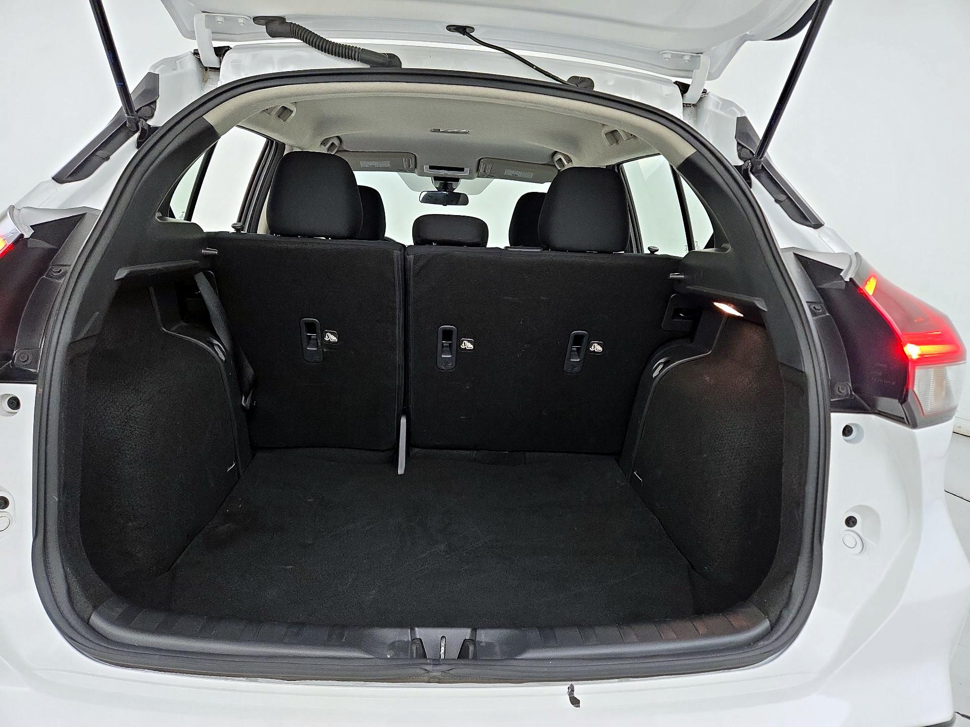 Thumbnail: 2024 Nissan Kicks - 20