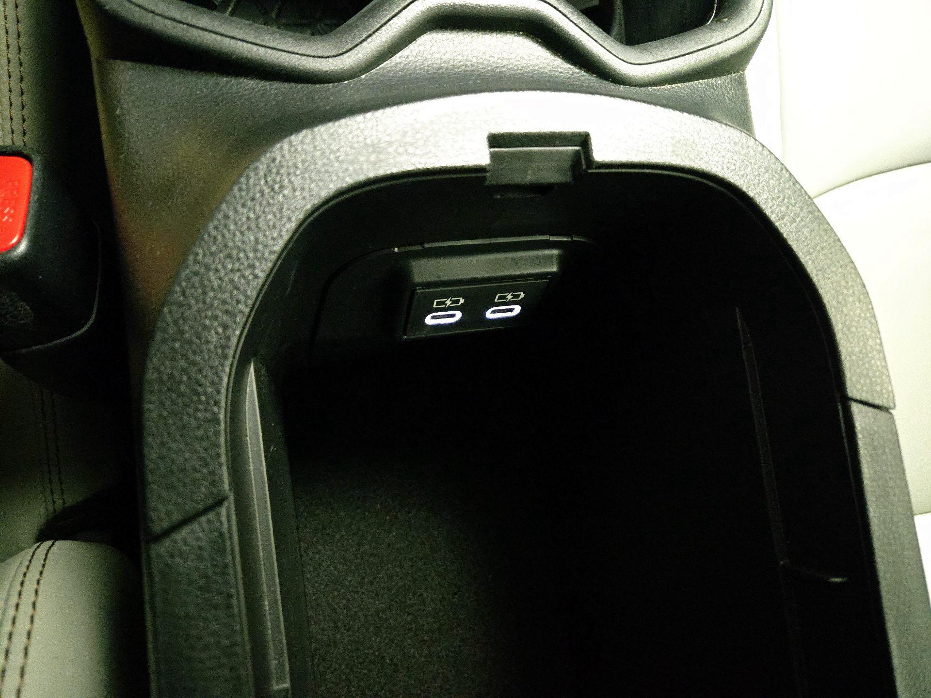 Thumbnail: 2024 Toyota RAV4 - 18