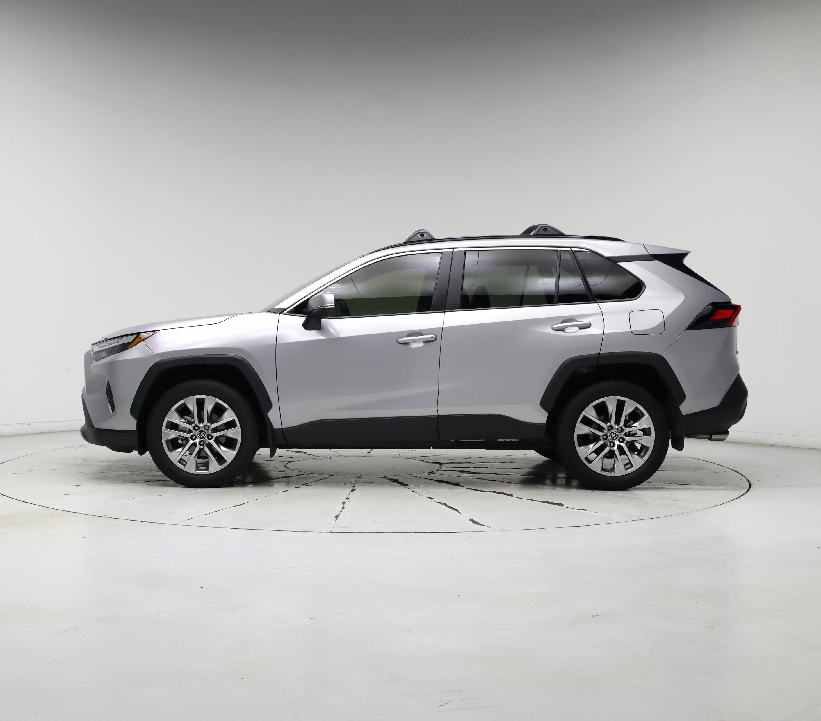 Thumbnail: 2024 Toyota RAV4 - 3