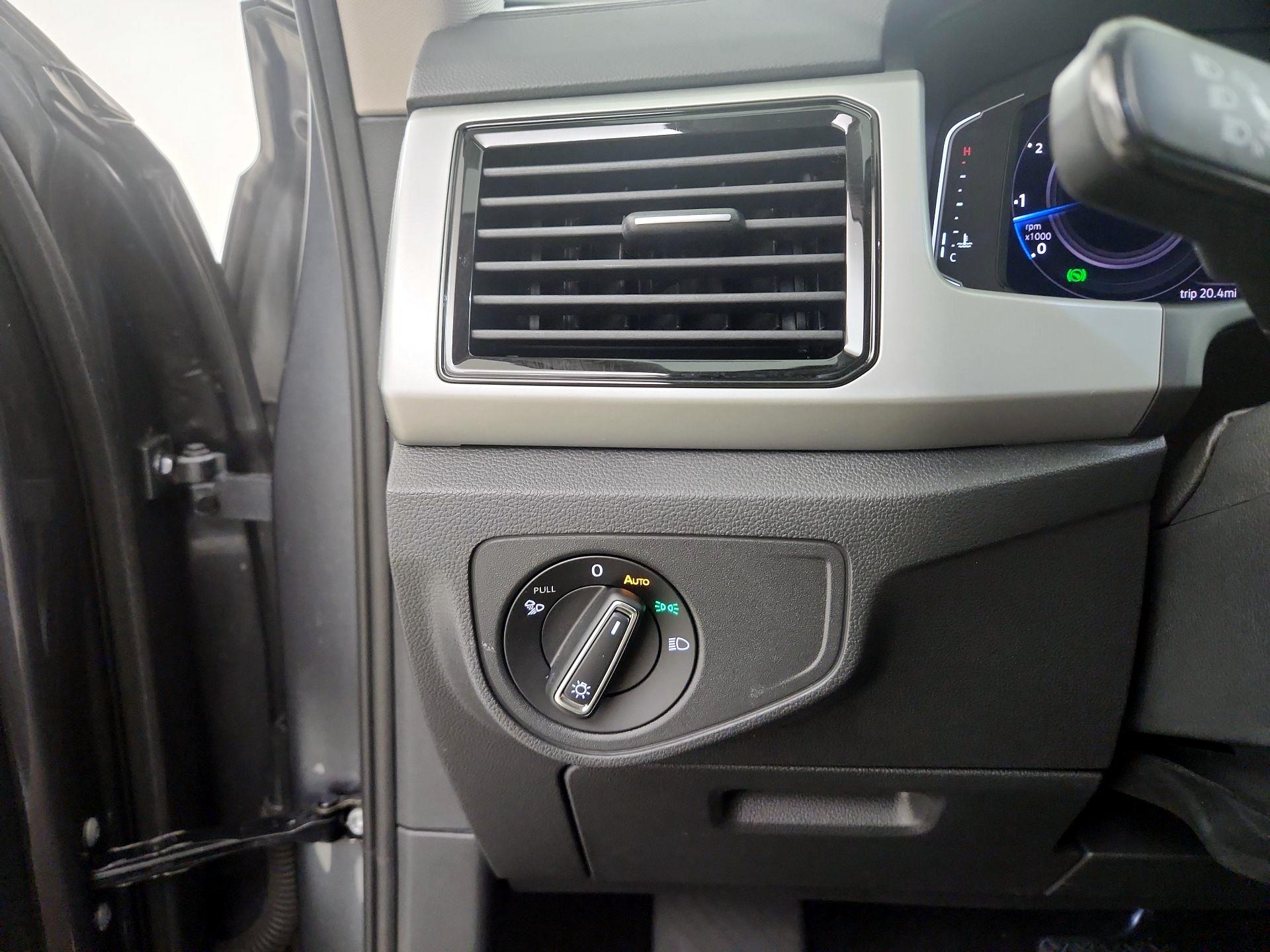 Thumbnail: 2023 Volkswagen Atlas - 13