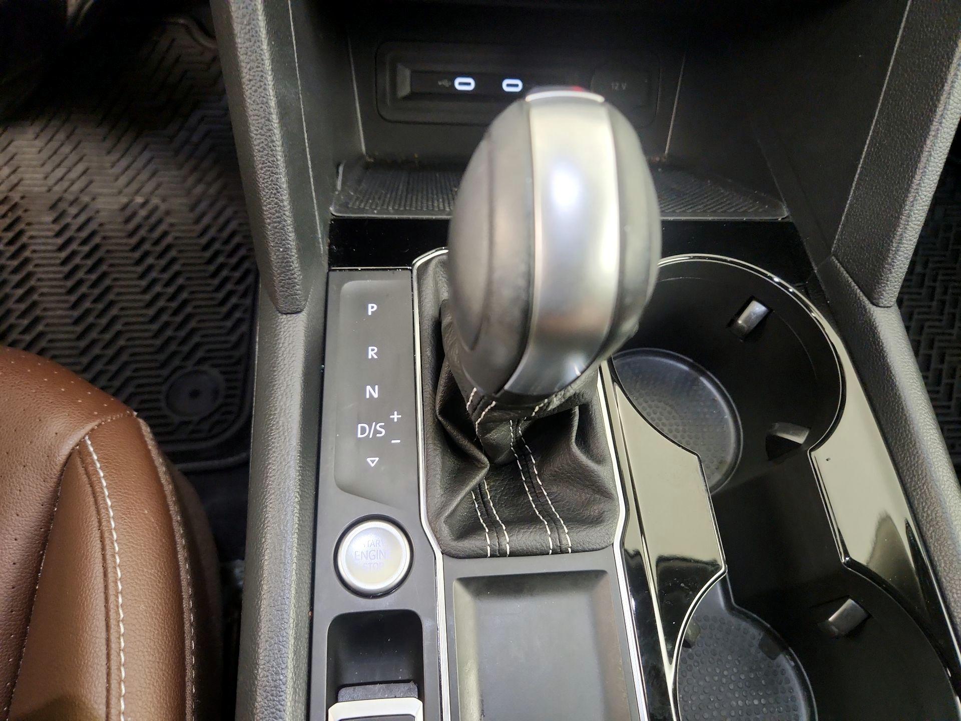 Thumbnail: 2023 Volkswagen Atlas - 17