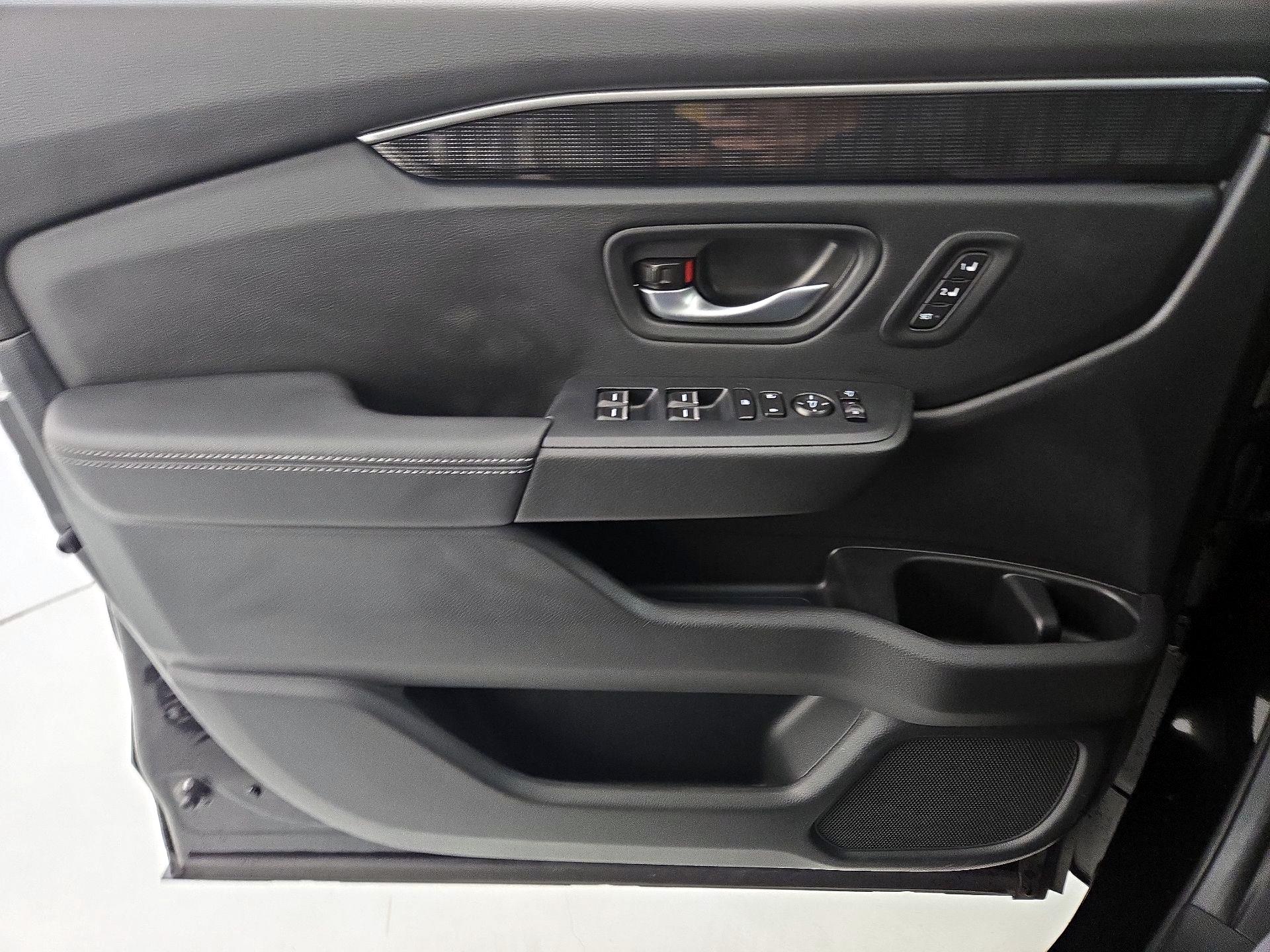 Thumbnail: 2025 Honda Pilot - 12