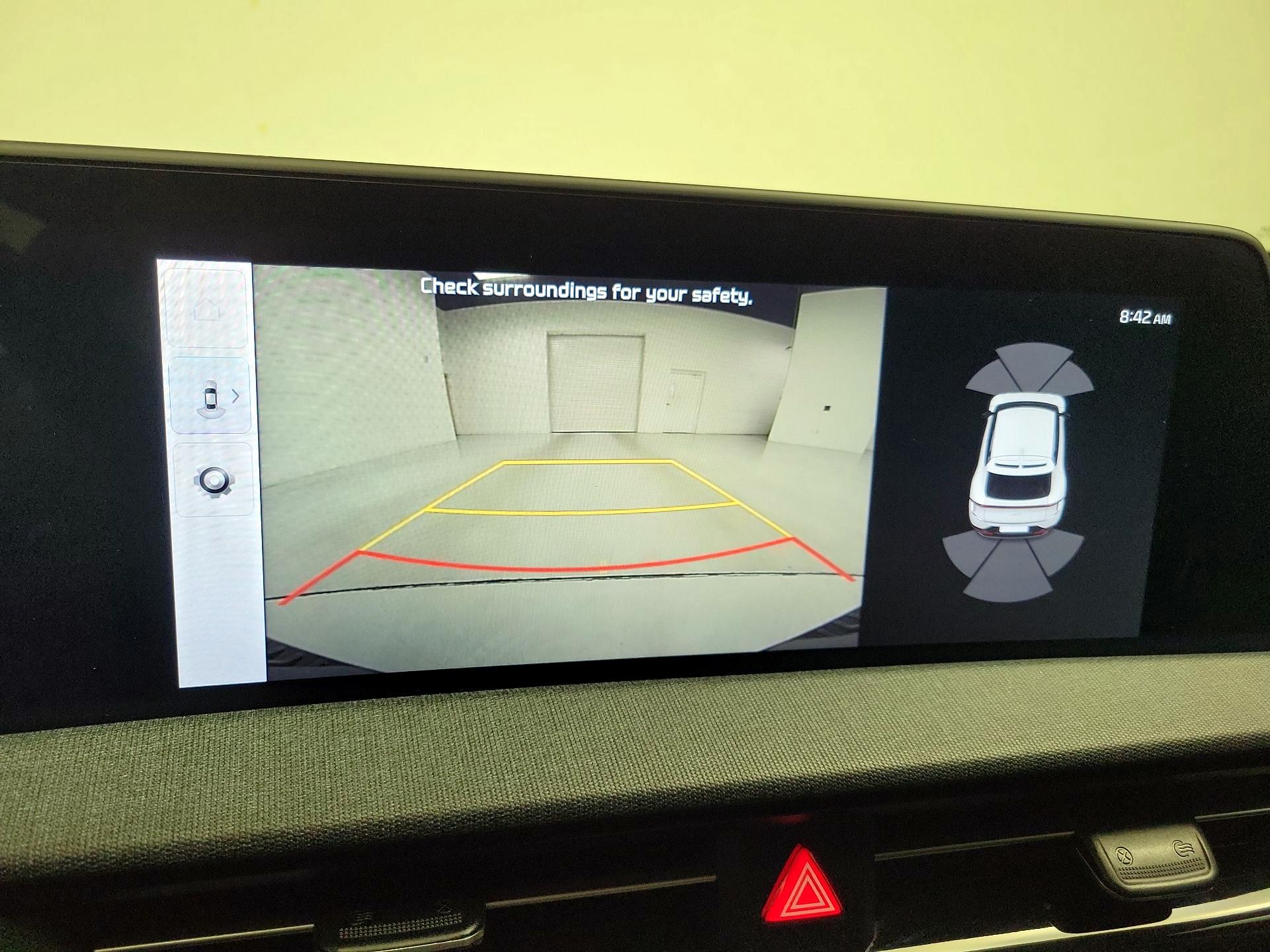 Thumbnail: 2024 Kia EV6 - 15