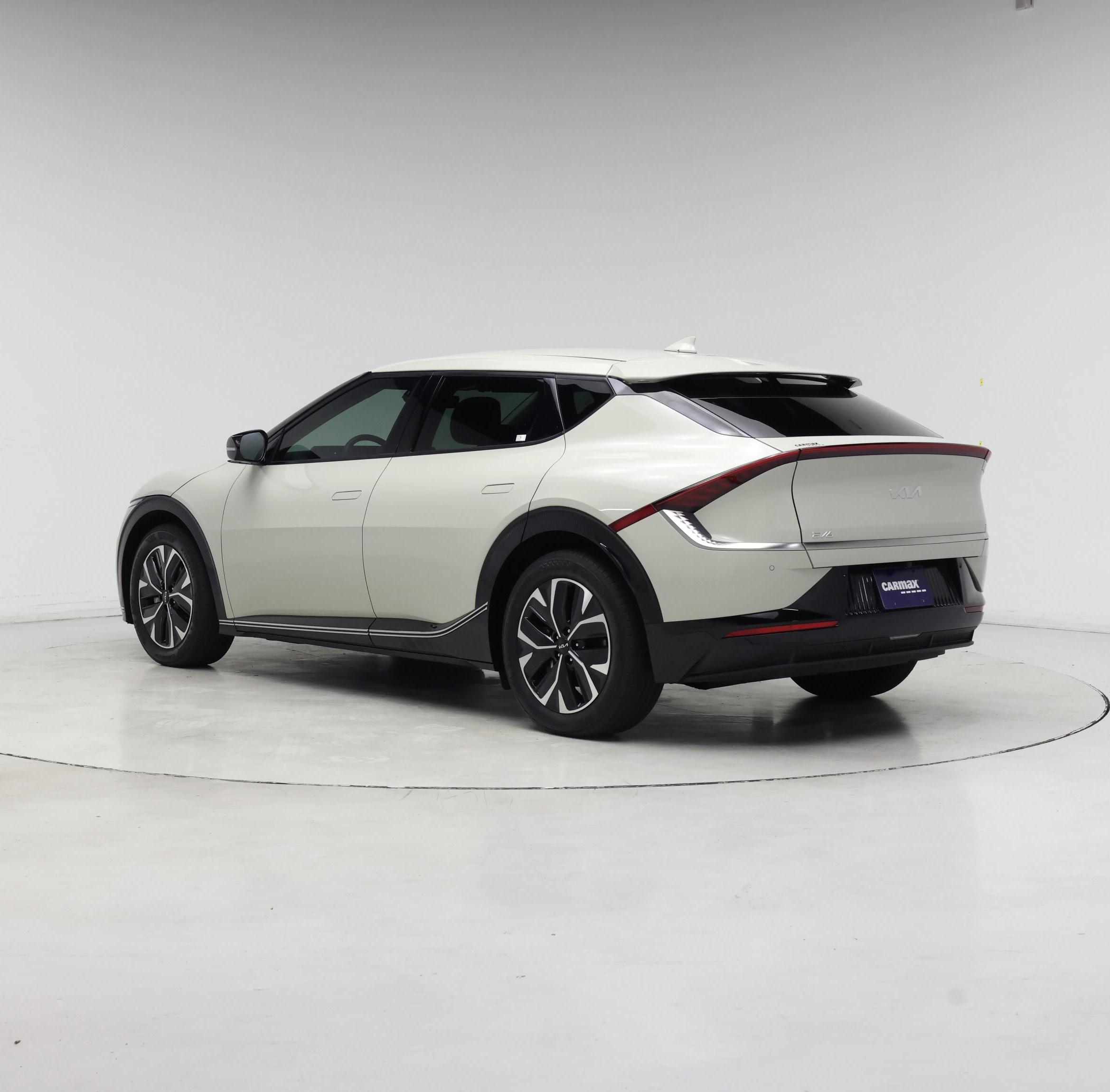 Thumbnail: 2024 Kia EV6 - 2