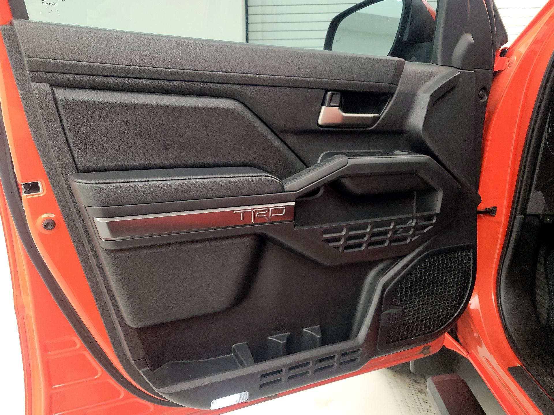 Thumbnail: 2024 Toyota Tacoma - 10