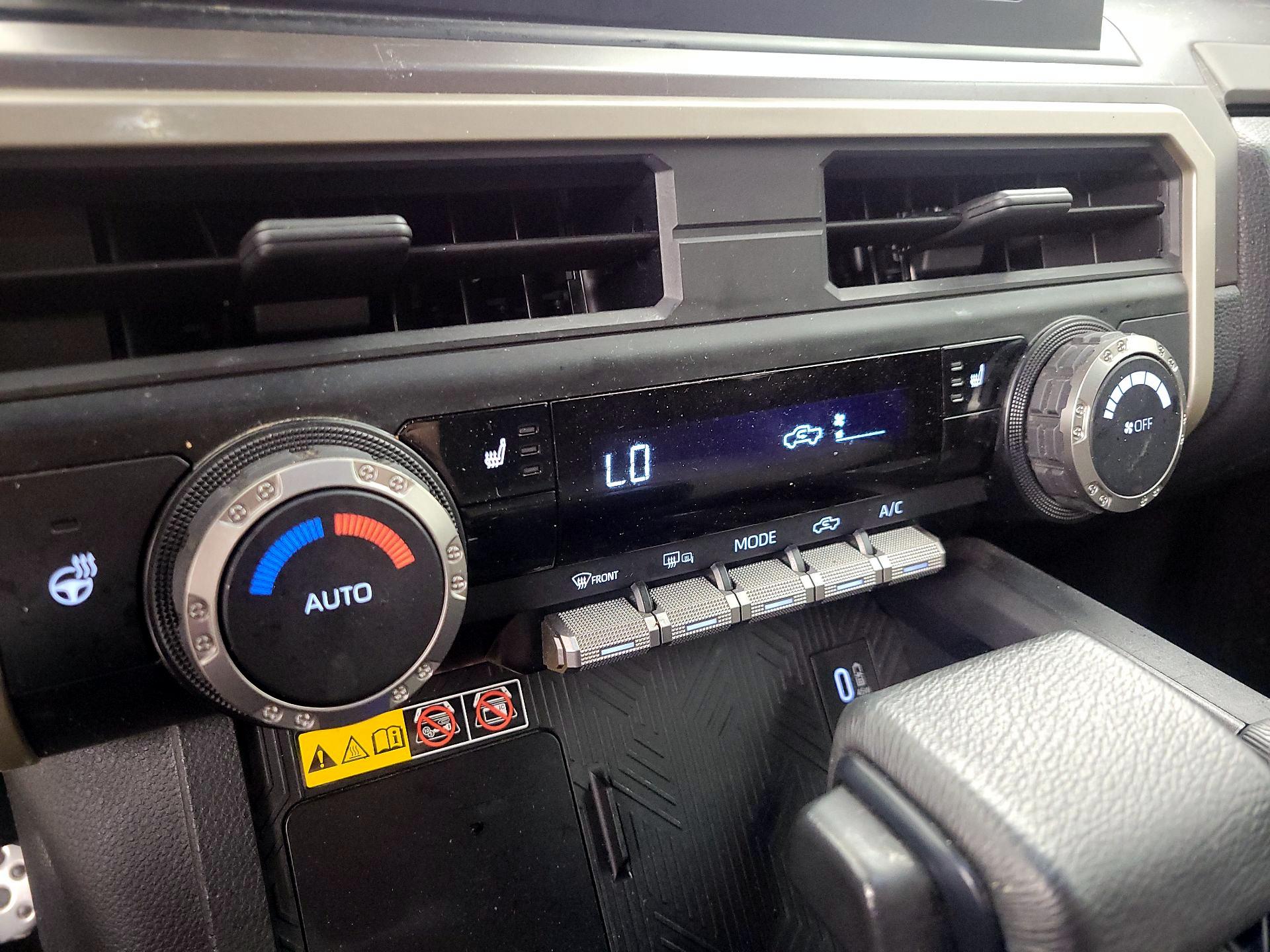 Thumbnail: 2024 Toyota Tacoma - 14