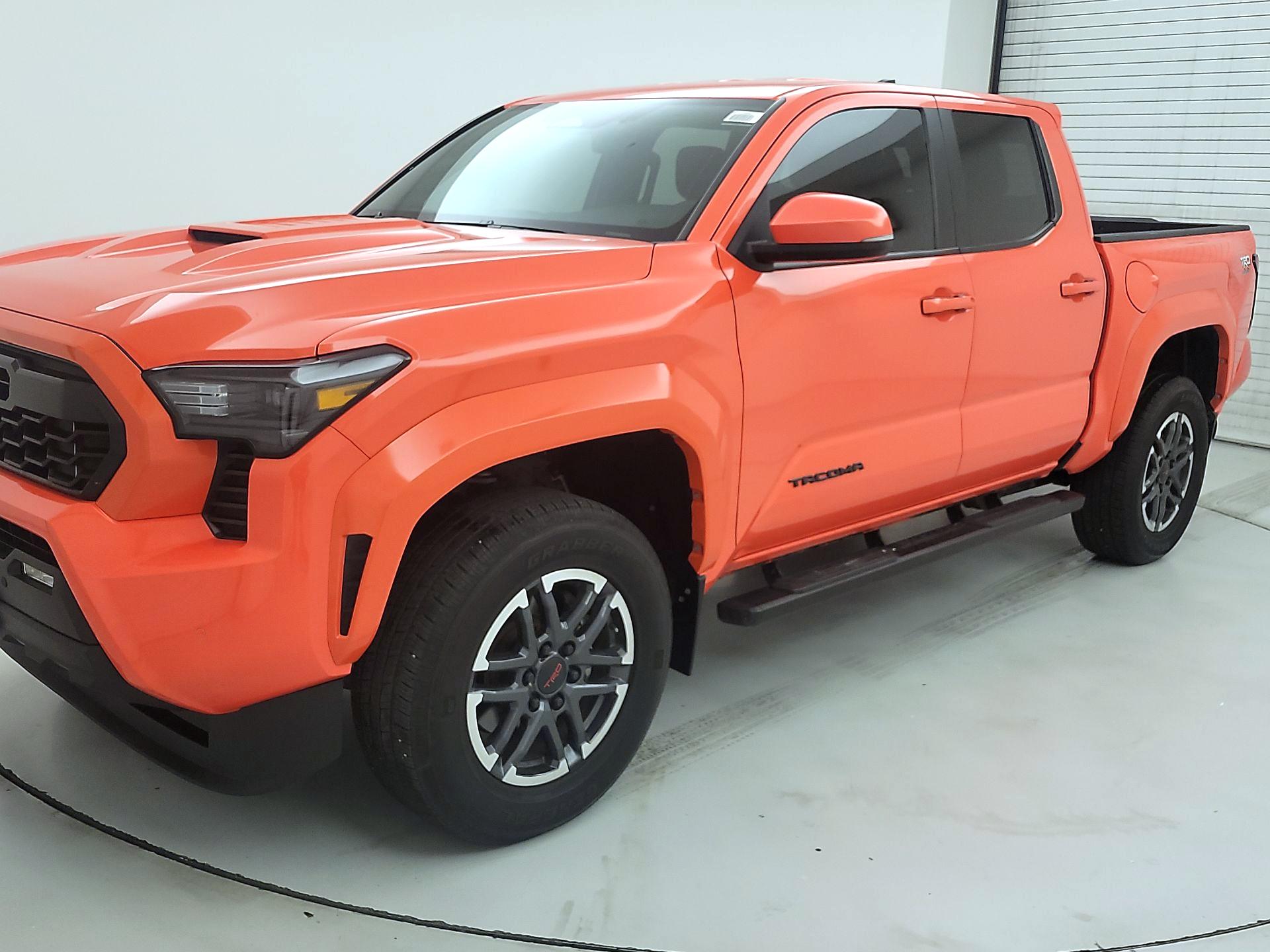 Thumbnail: 2024 Toyota Tacoma - 3