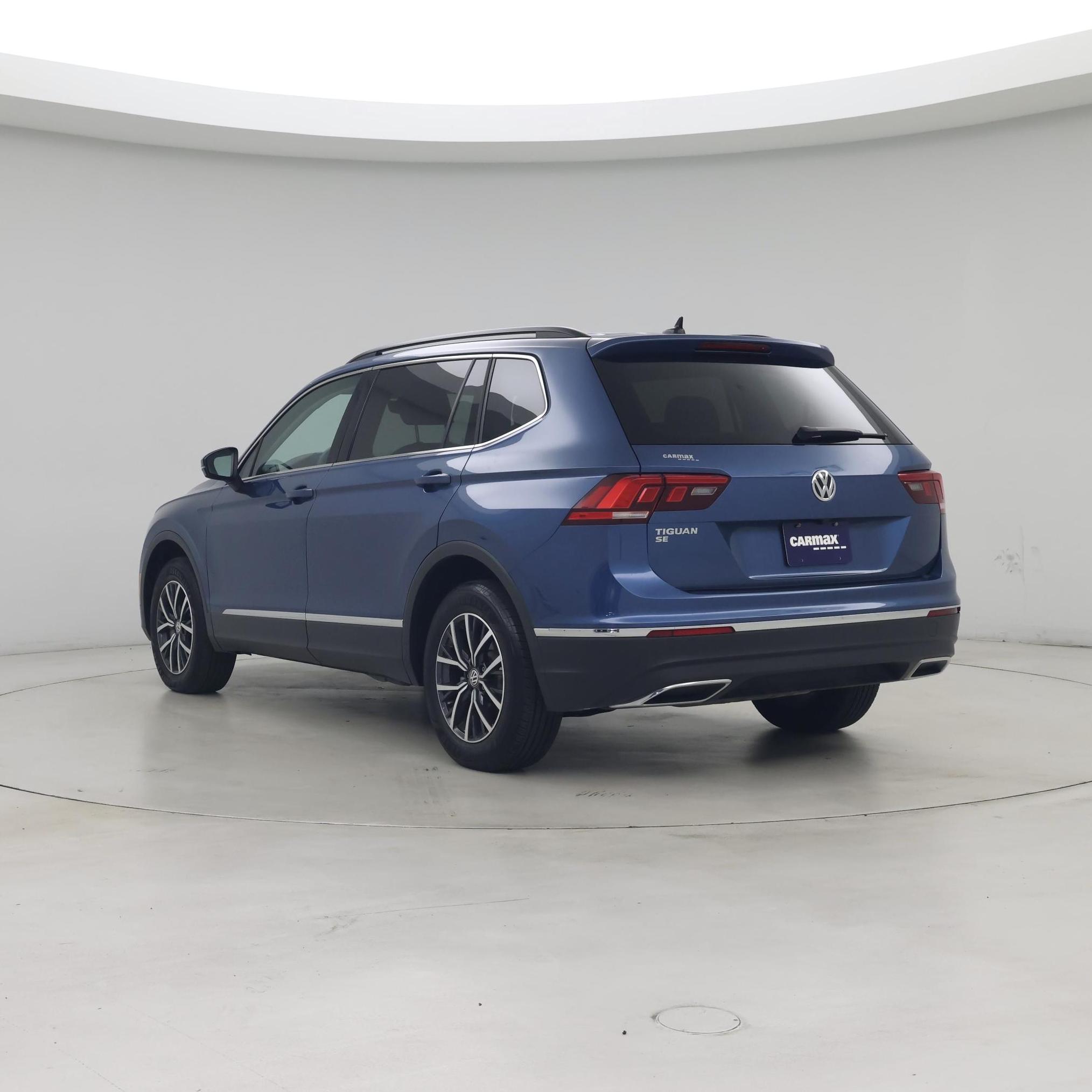 Thumbnail: 2020 Volkswagen Tiguan - 2