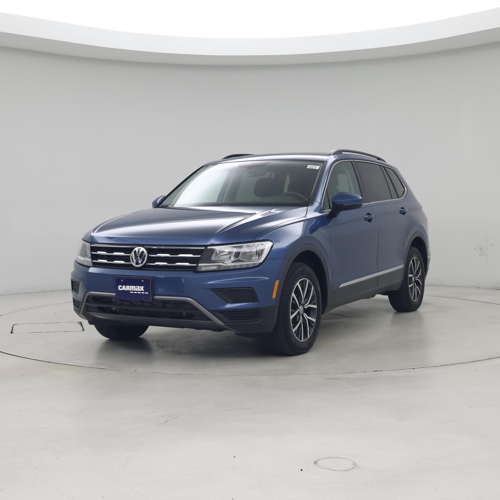 Thumbnail: 2020 Volkswagen Tiguan - 4