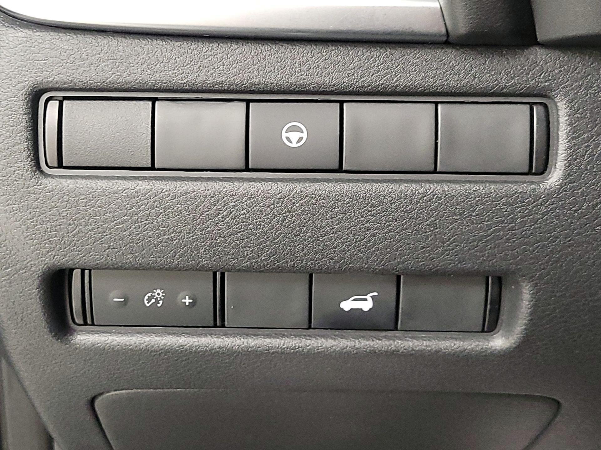 Thumbnail: 2023 Nissan Rogue - 11