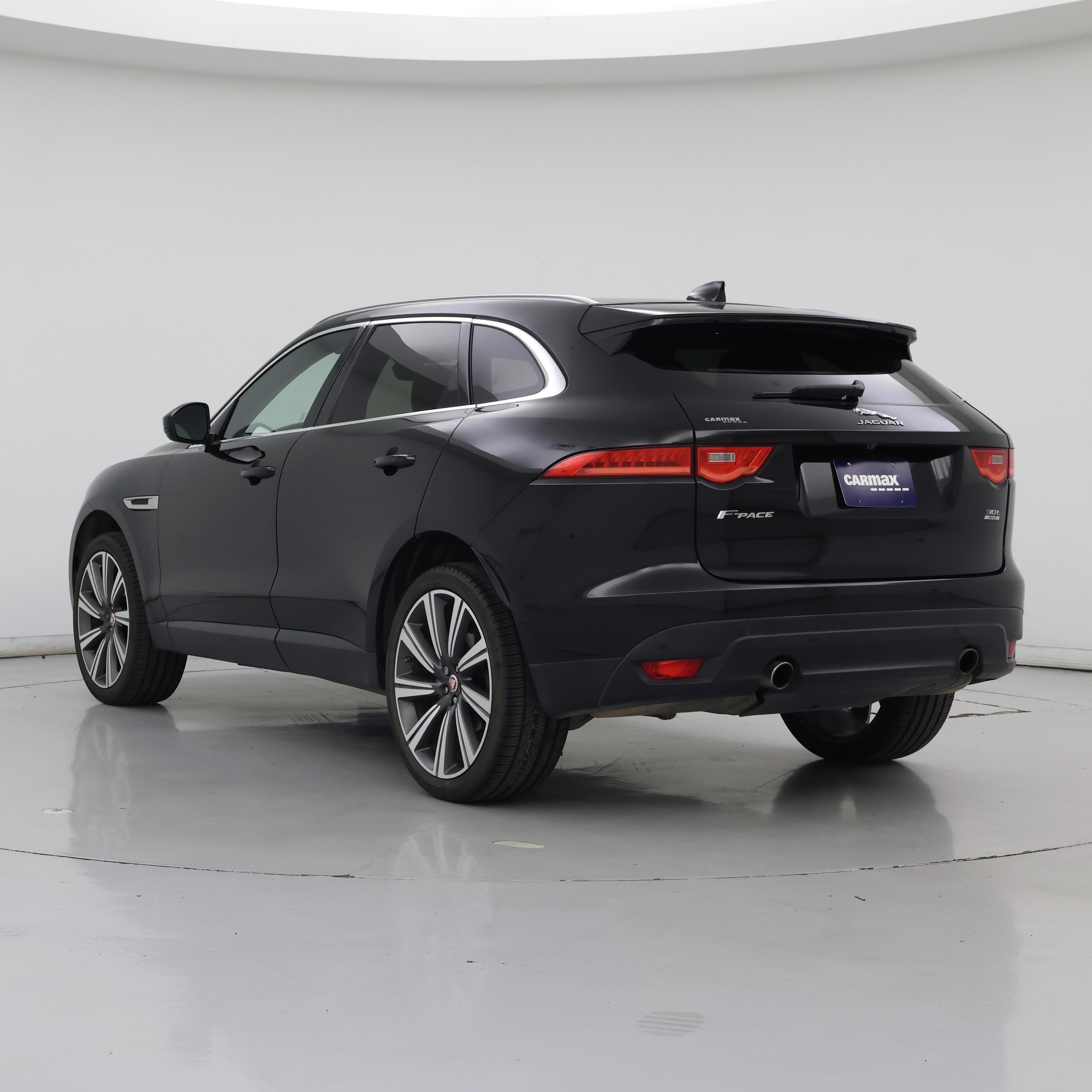 Thumbnail: 2019 Jaguar F-Pace - 2