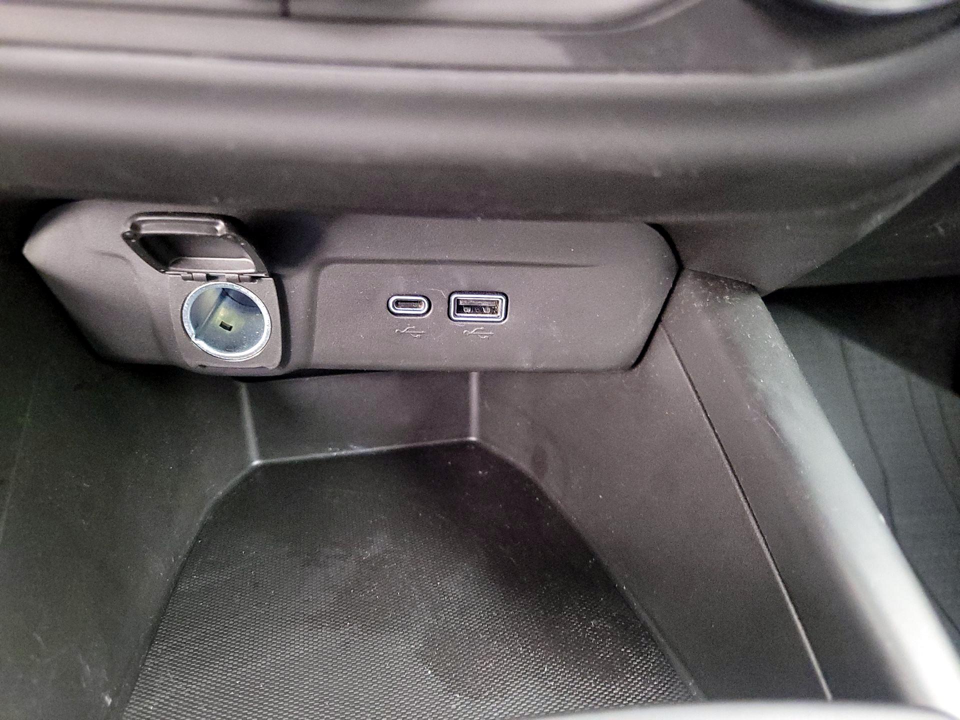 Thumbnail: 2025 Chevrolet Trax - 18