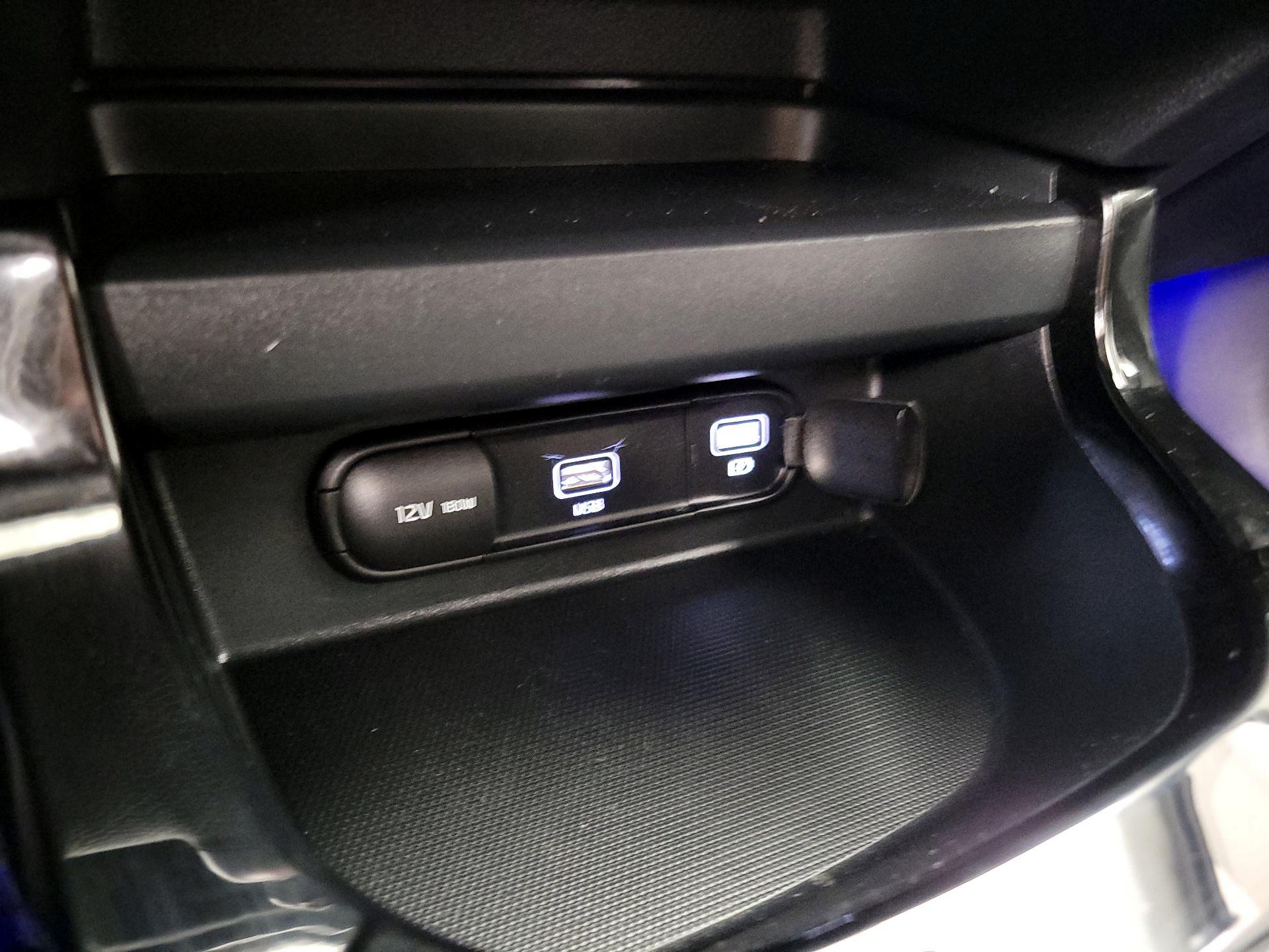 Thumbnail: 2023 Kia Seltos - 18