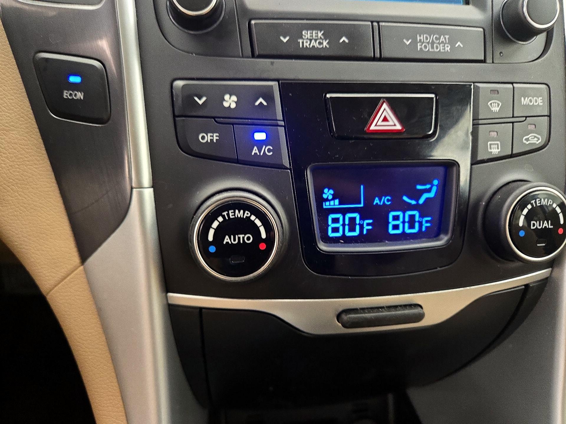 Thumbnail: 2015 Hyundai Sonata - 16